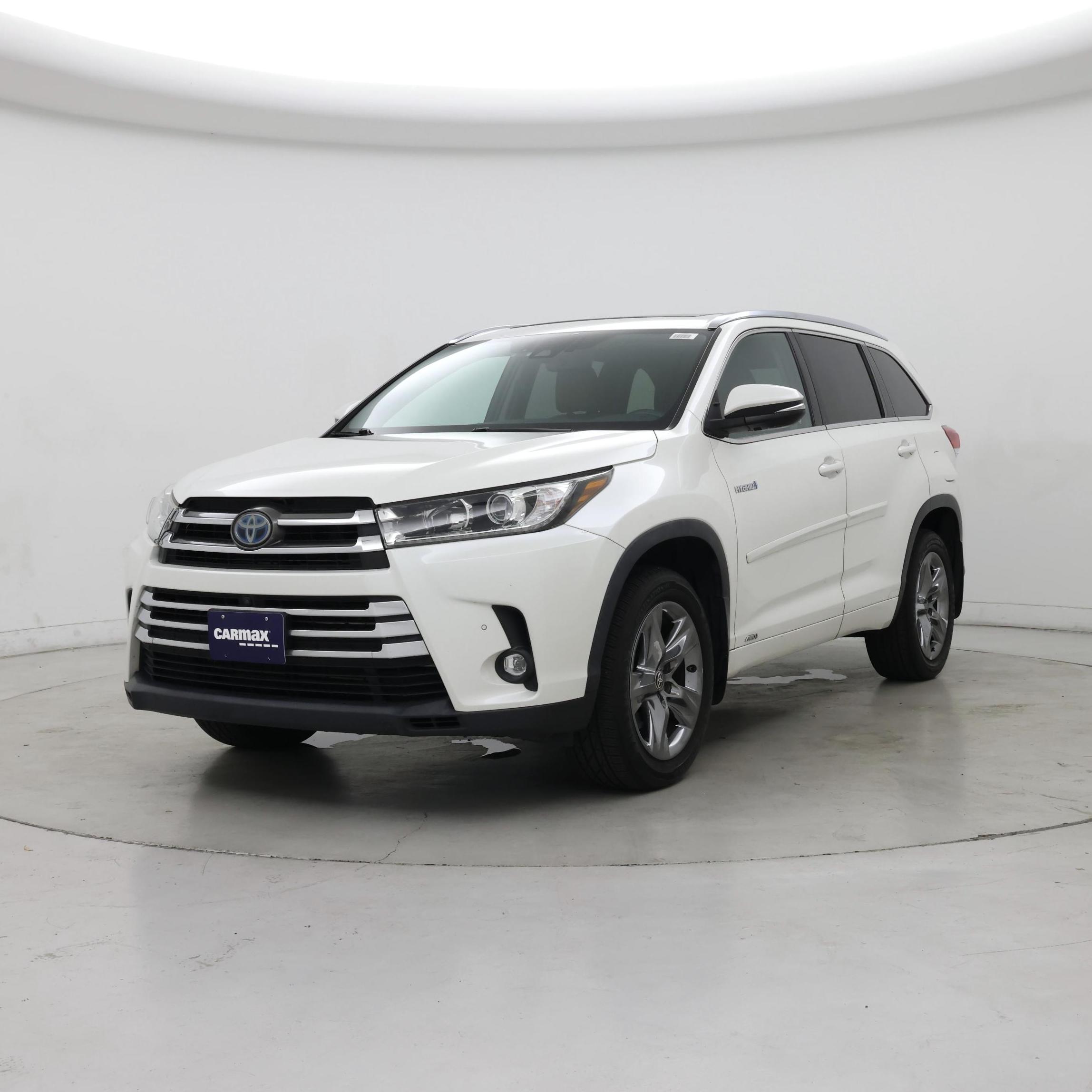 Thumbnail: 2019 Toyota Highlander - 4