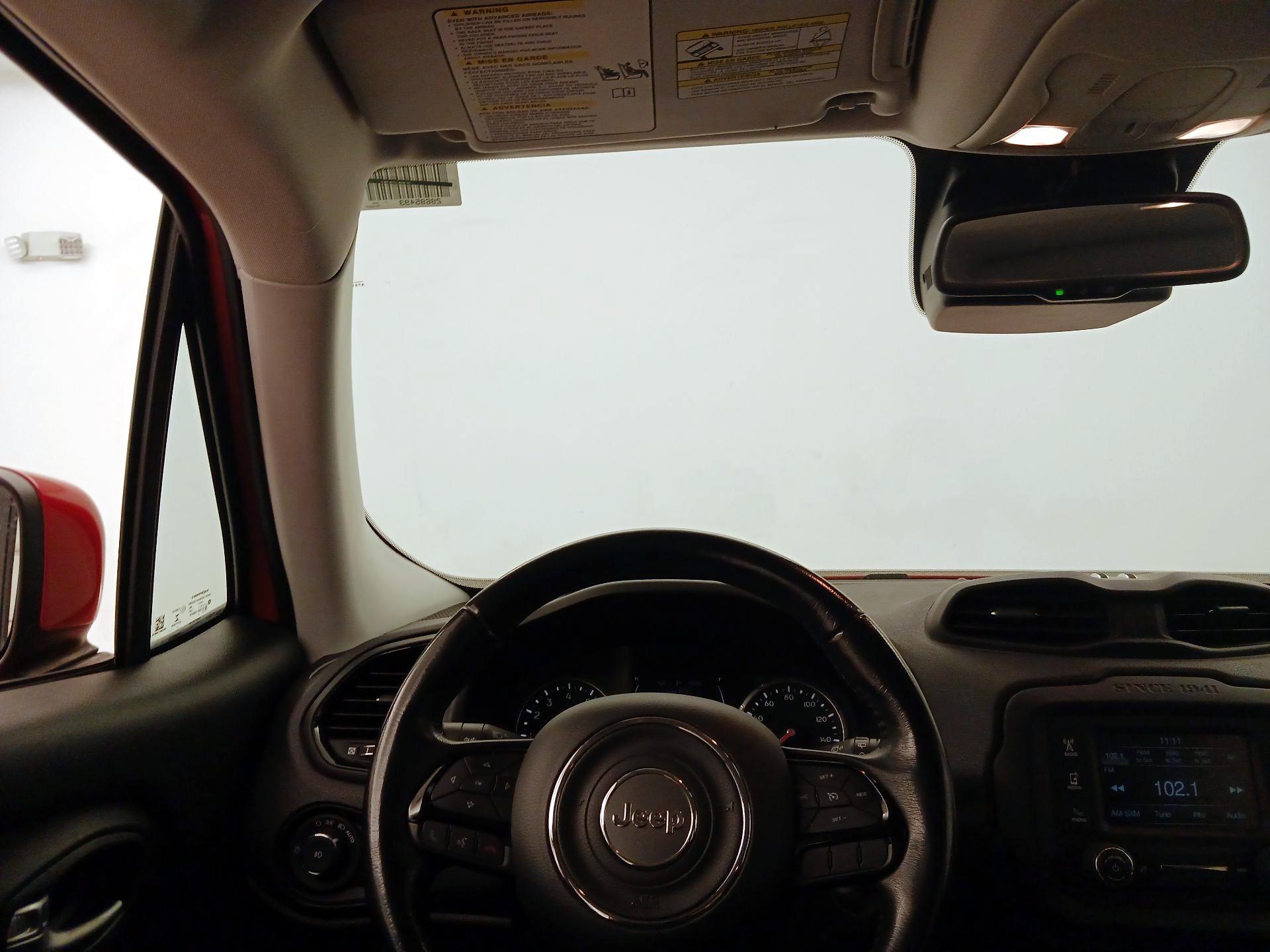 Thumbnail: 2017 Jeep Renegade - 10