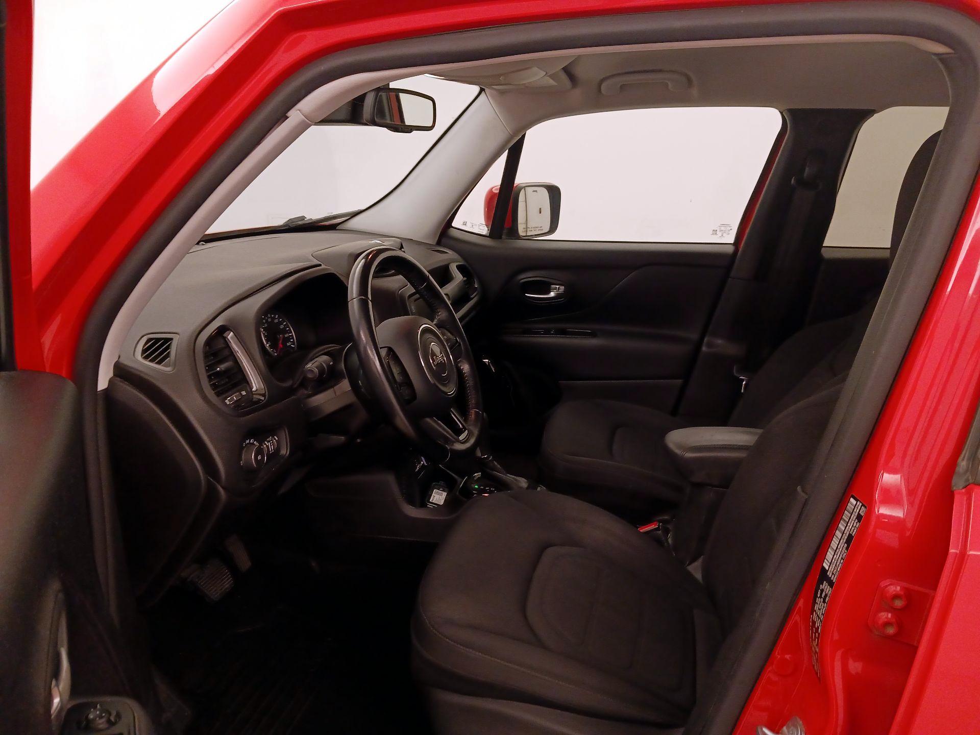 Thumbnail: 2017 Jeep Renegade - 11