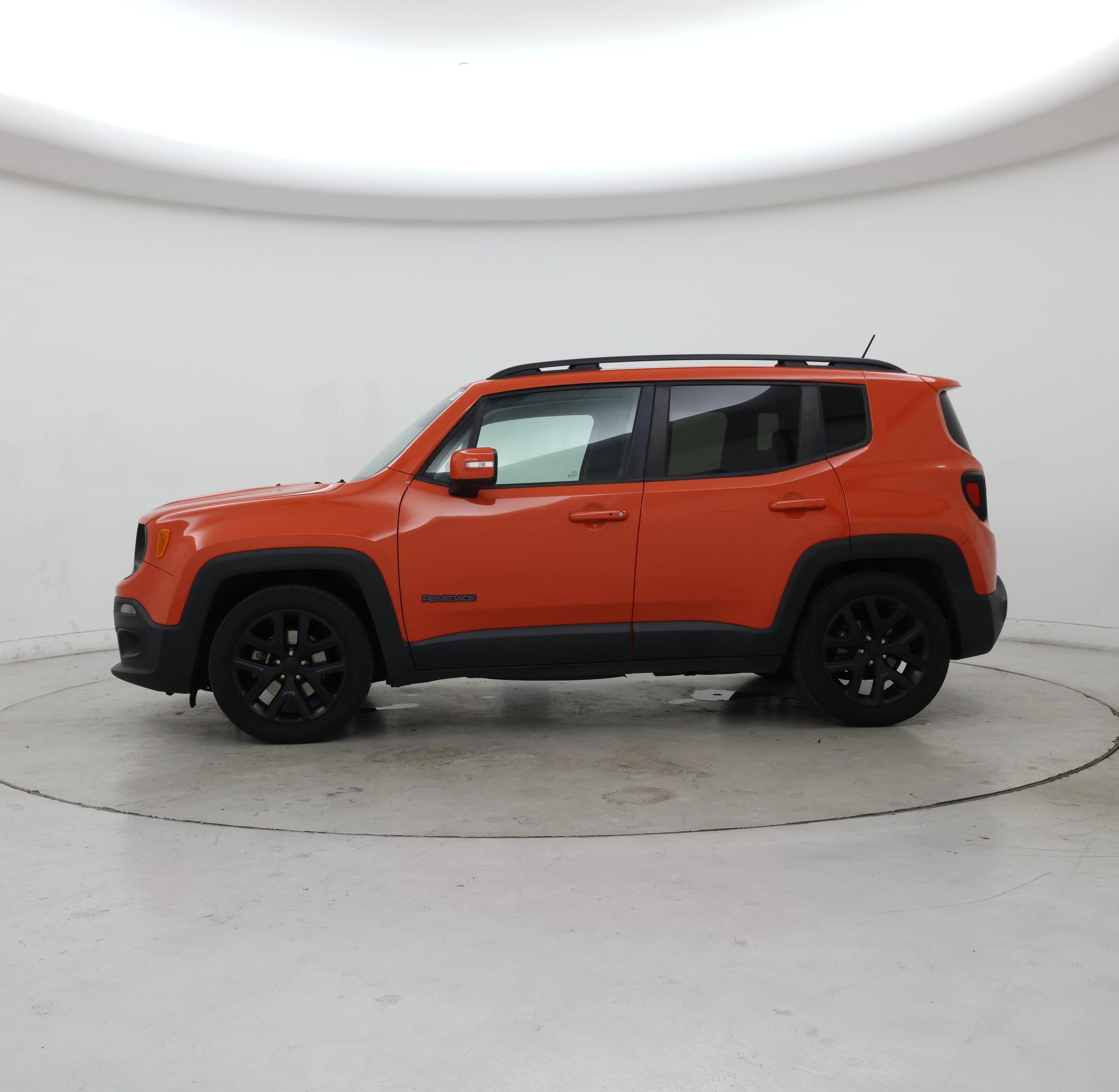 Thumbnail: 2017 Jeep Renegade - 3