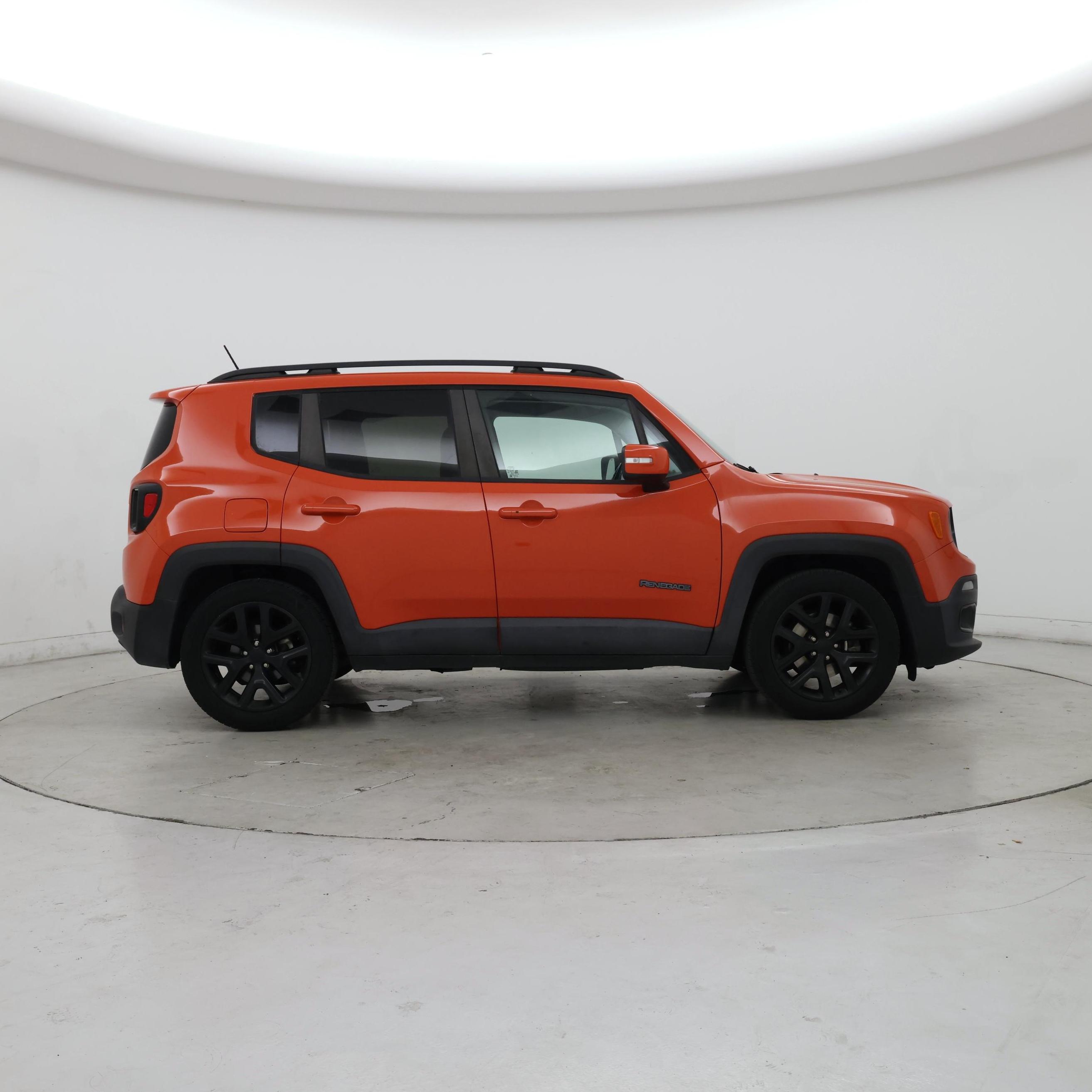 Thumbnail: 2017 Jeep Renegade - 7