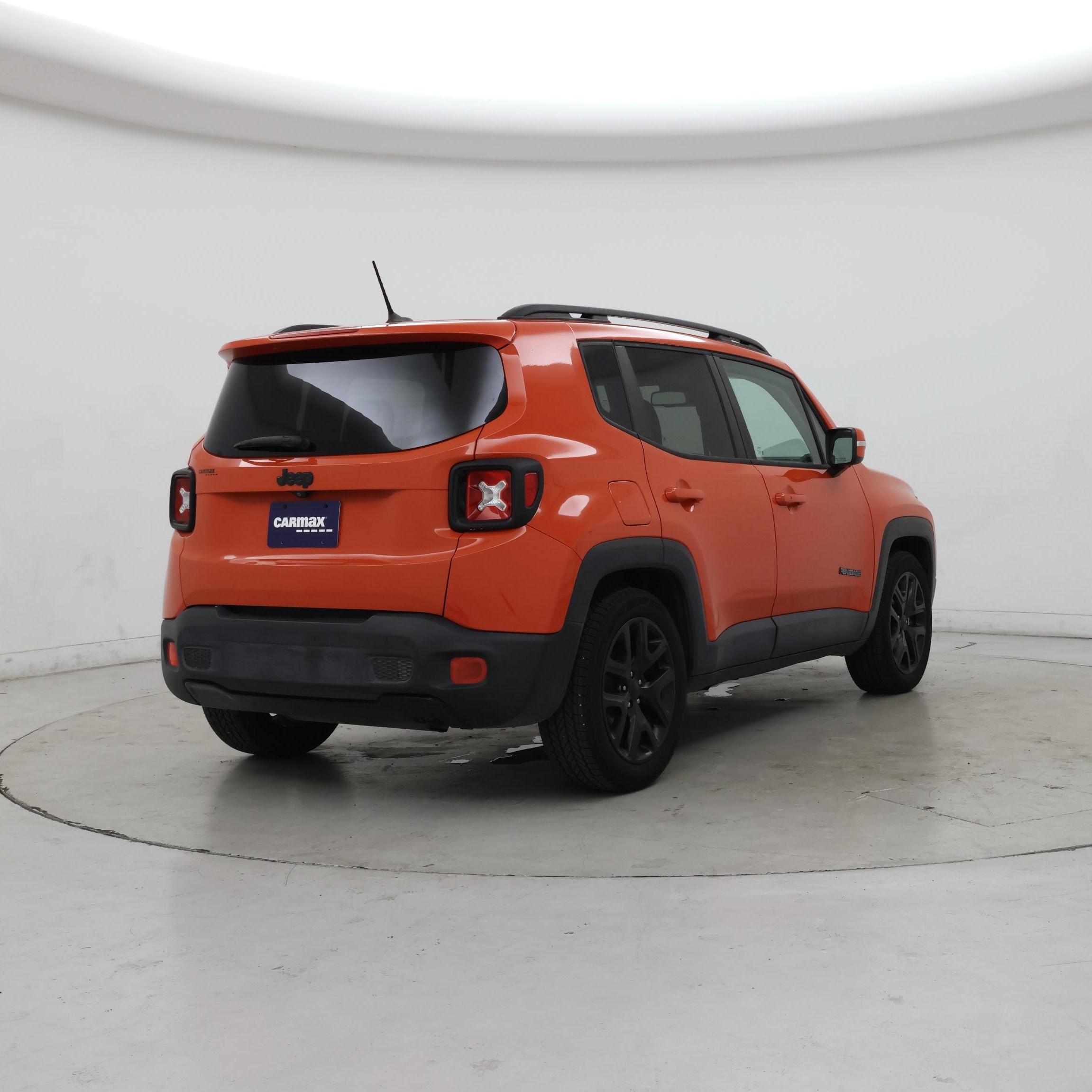 Thumbnail: 2017 Jeep Renegade - 8