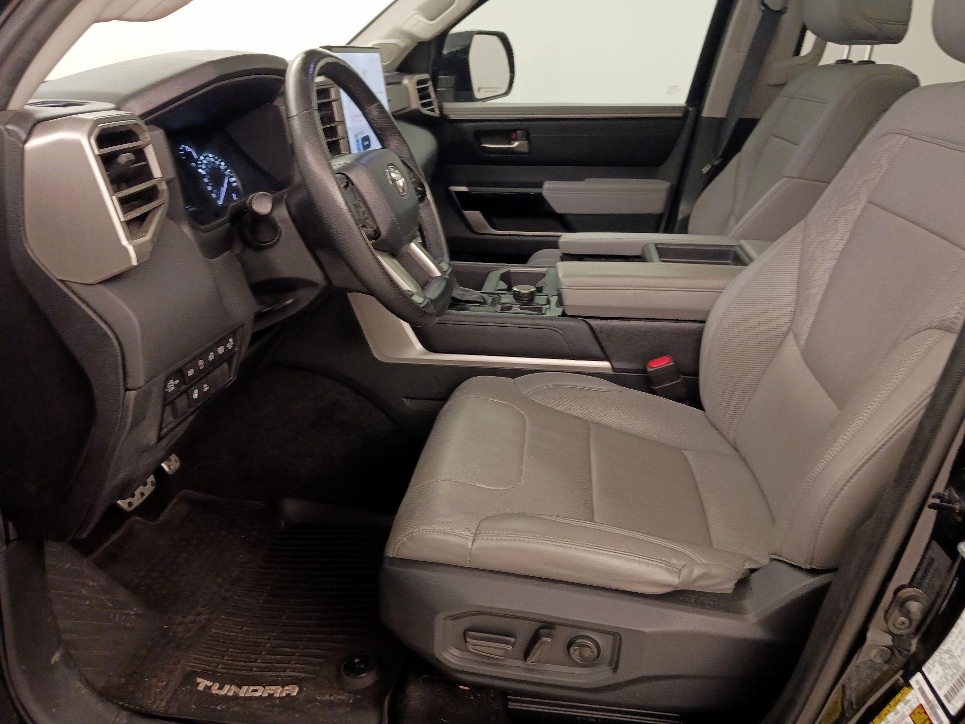 Thumbnail: 2023 Toyota Tundra - 11
