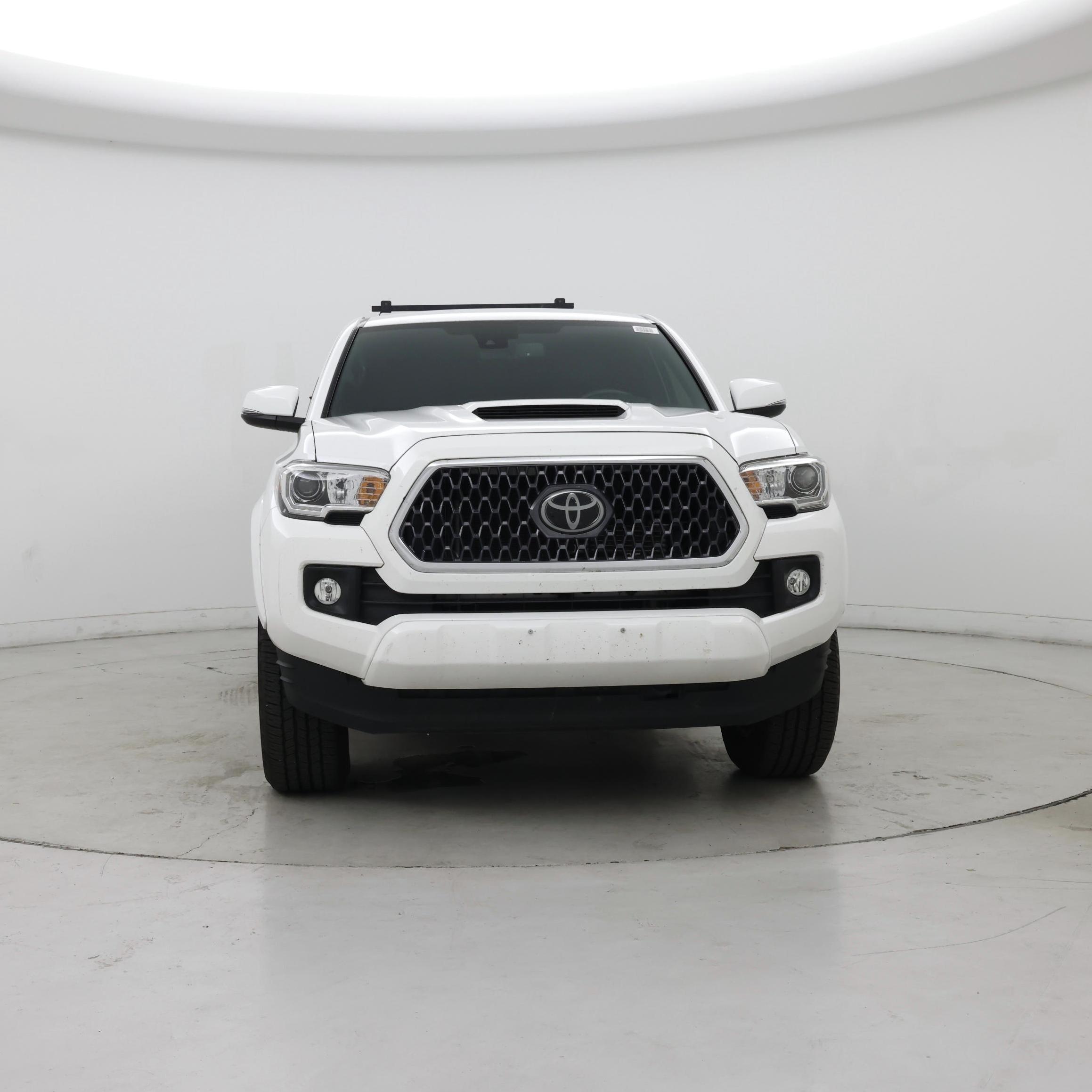 Thumbnail: 2019 Toyota Tacoma - 5