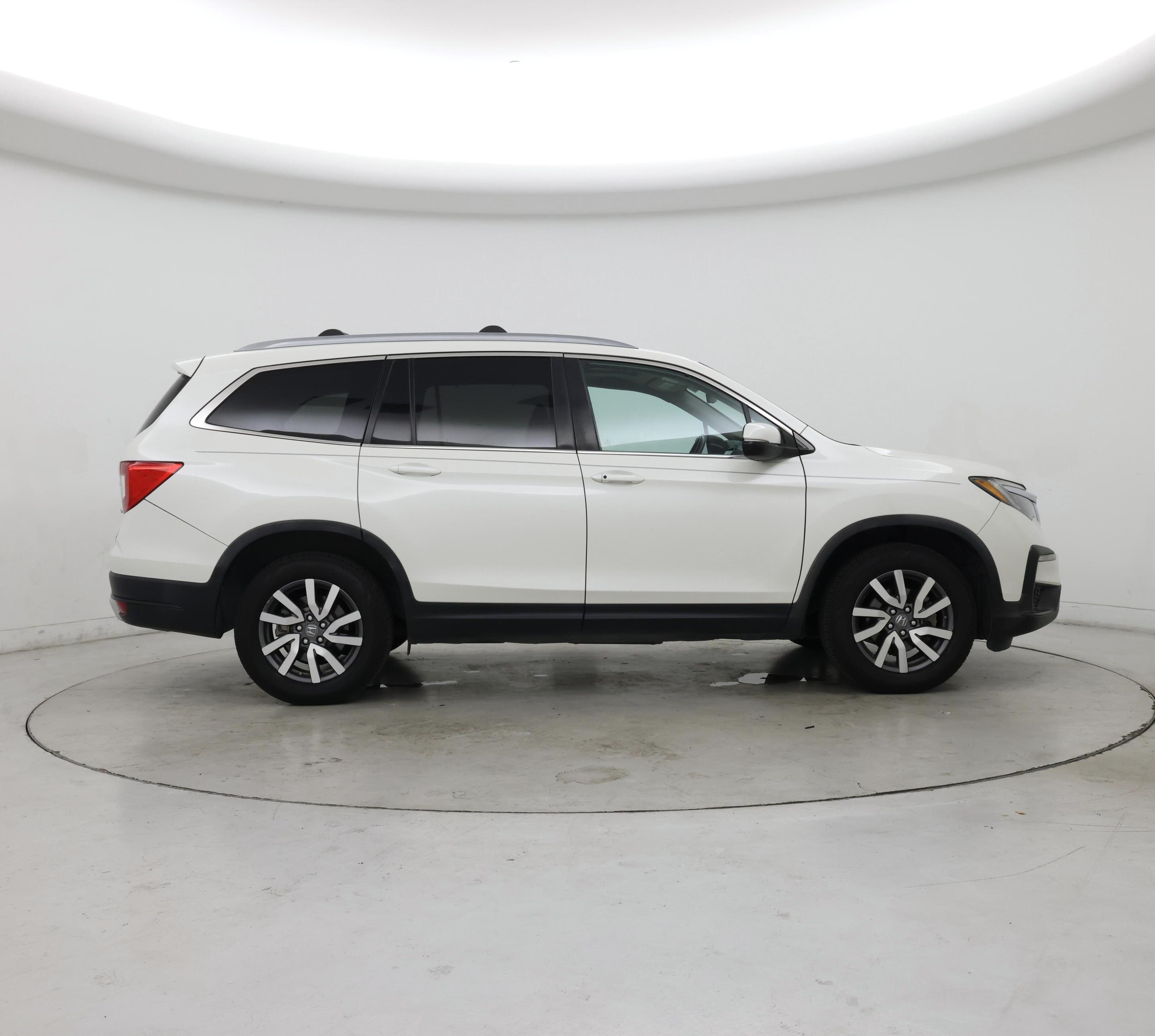 Thumbnail: 2019 Honda Pilot - 7