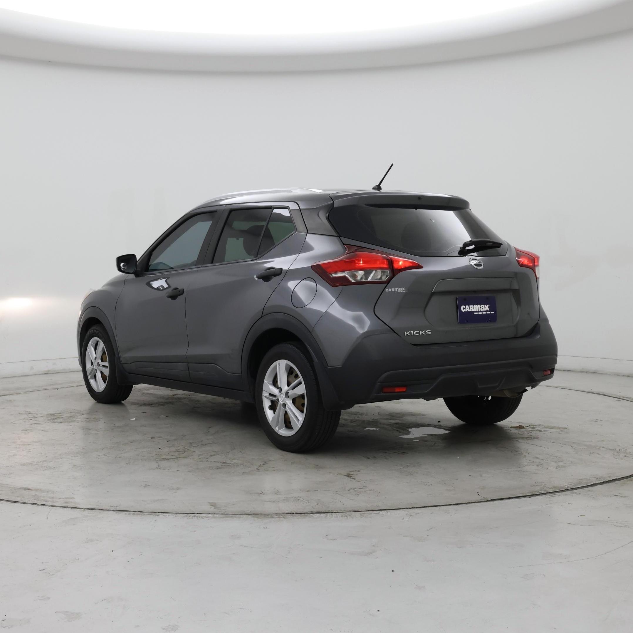 Thumbnail: 2019 Nissan Kicks - 2