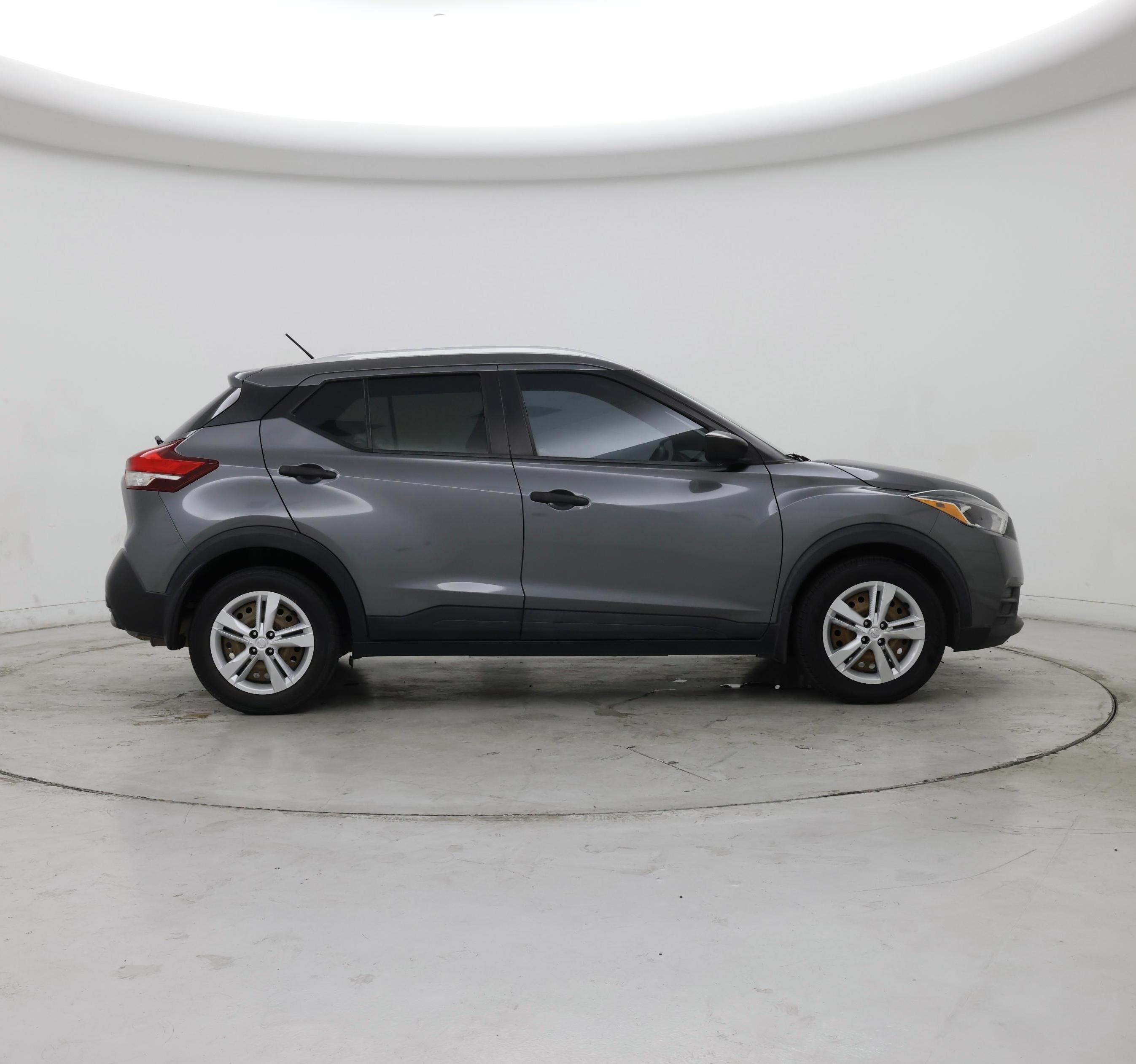 Thumbnail: 2019 Nissan Kicks - 7