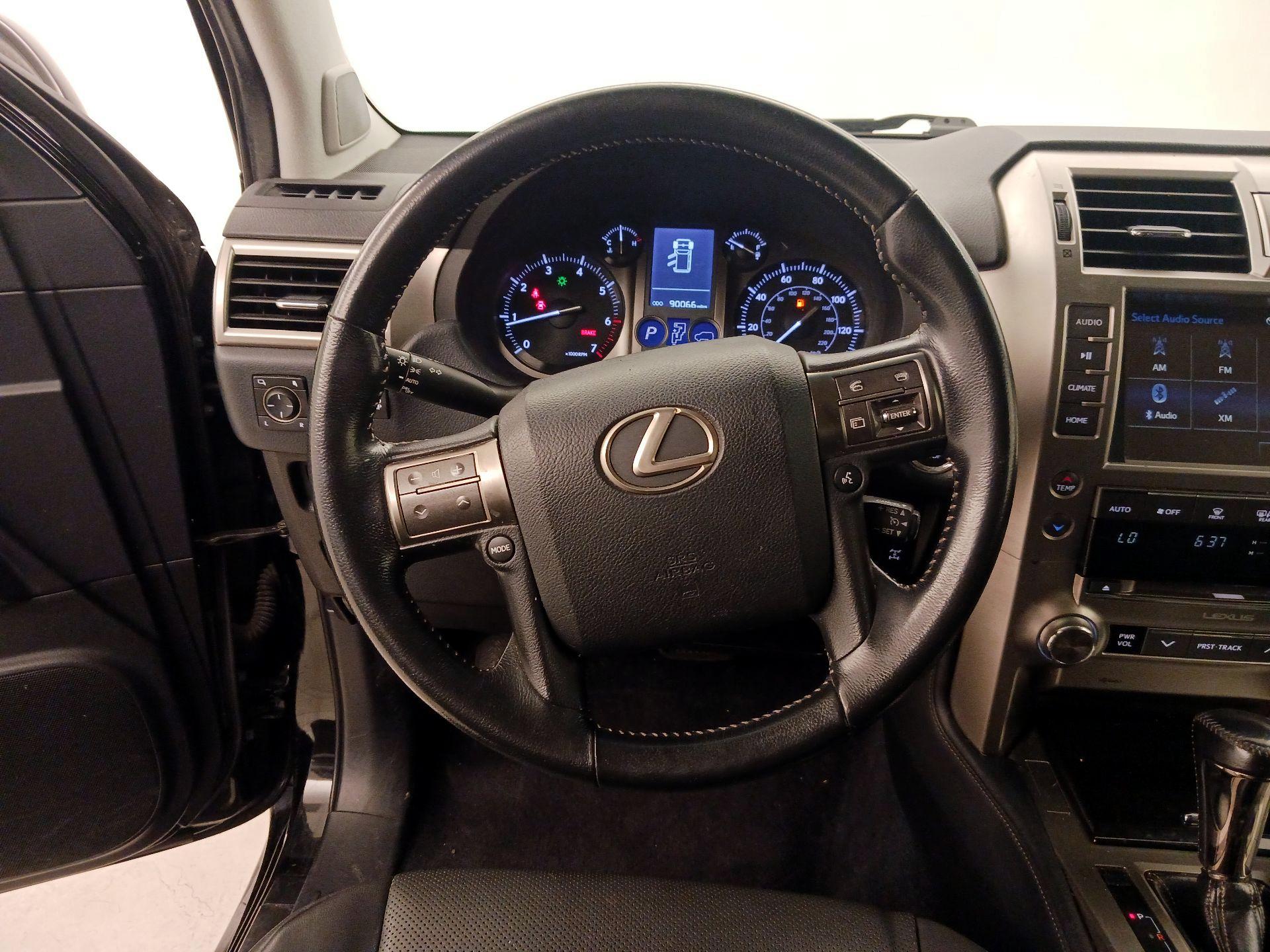 Thumbnail: 2019 Lexus GX - 10
