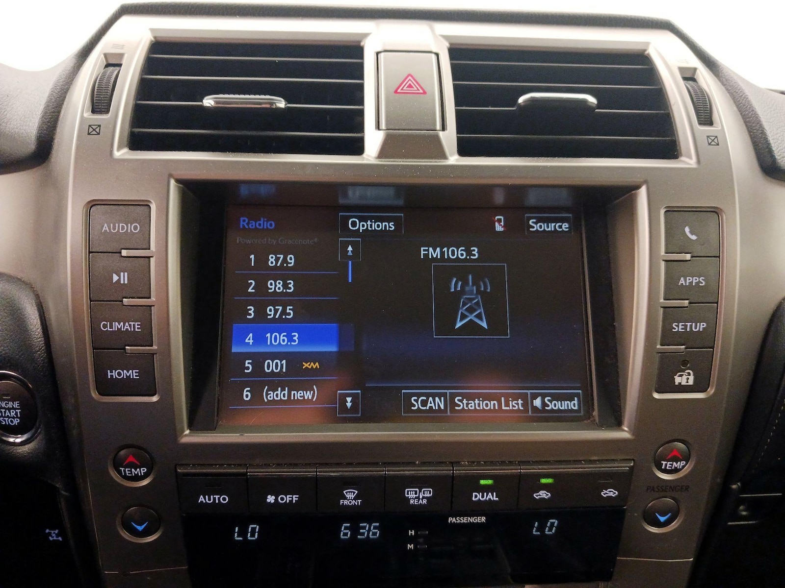 2019 Lexus GX - Photo 16