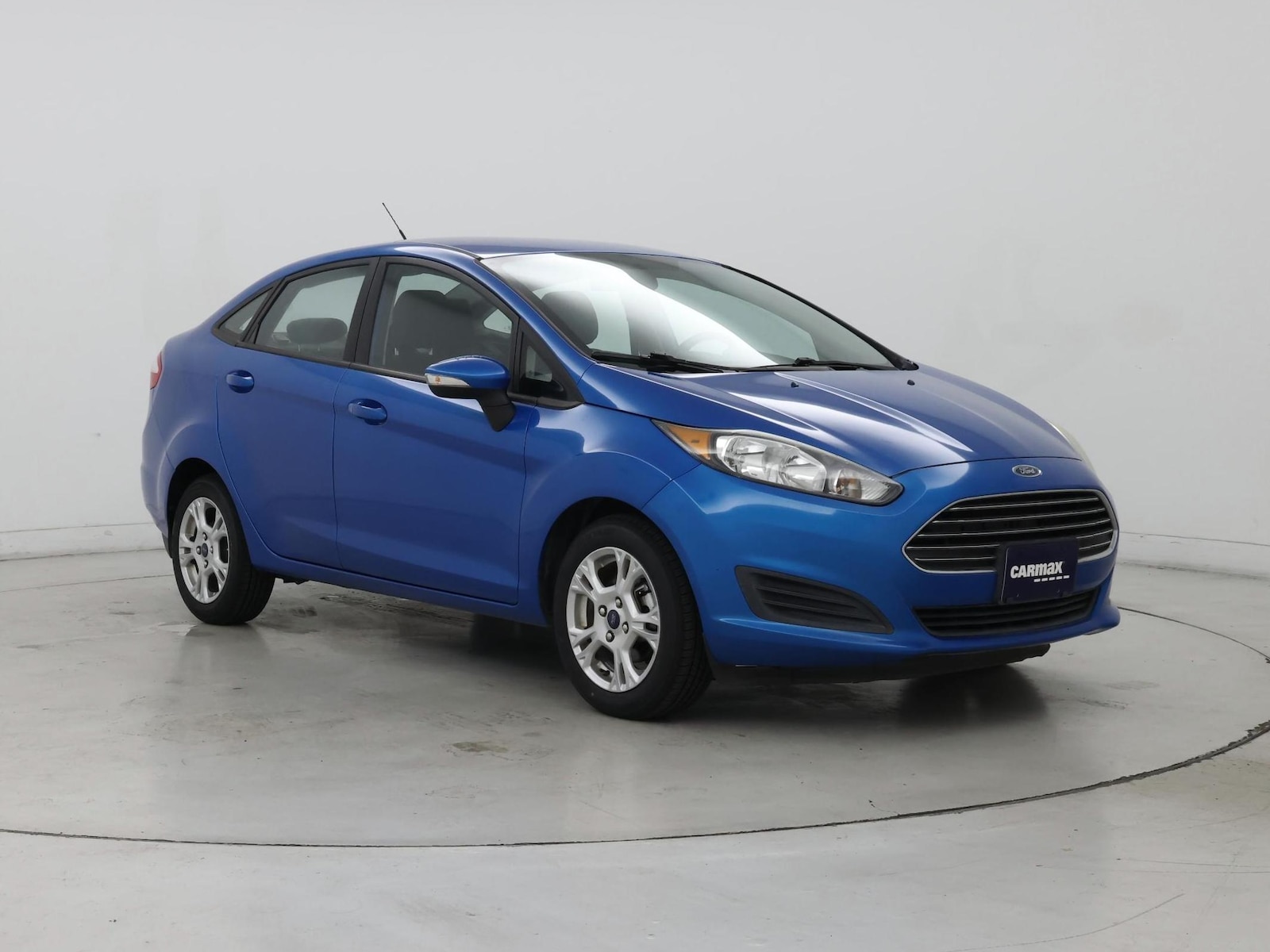 2014 Ford Fiesta SE - Photo 2