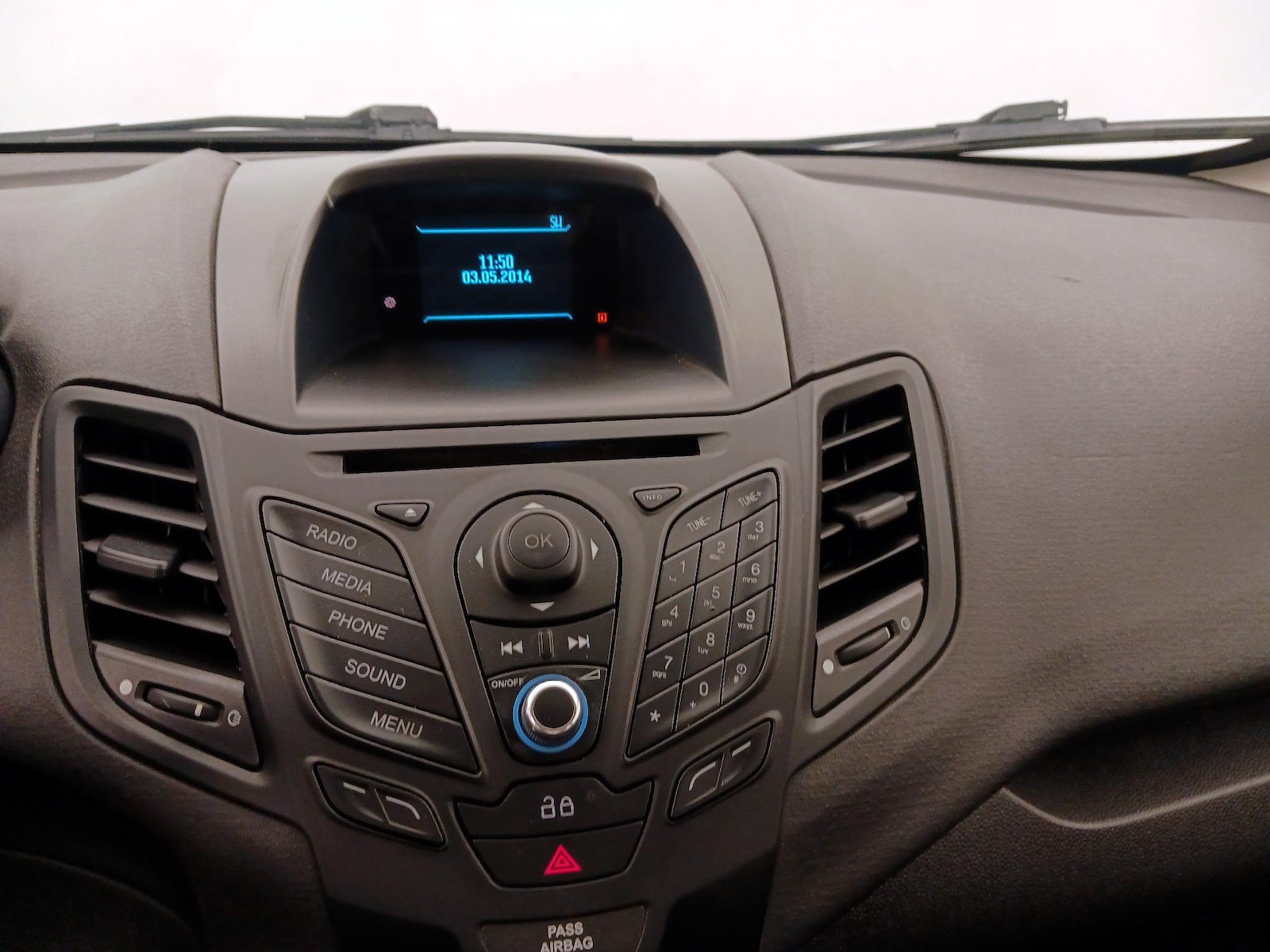 2014 Ford Fiesta SE - Photo 15