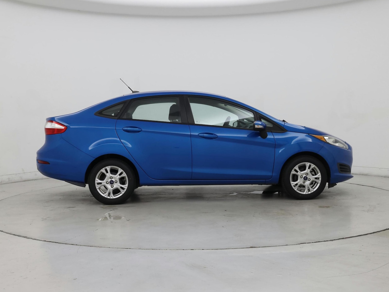 2014 Ford Fiesta SE - Photo 8
