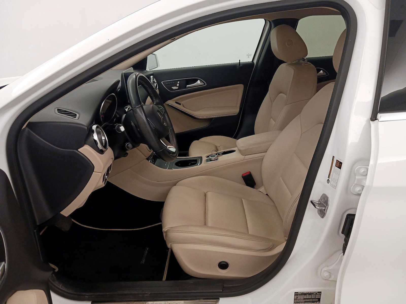 2020 Mercedes-Benz GLA GLA250 - Photo 12