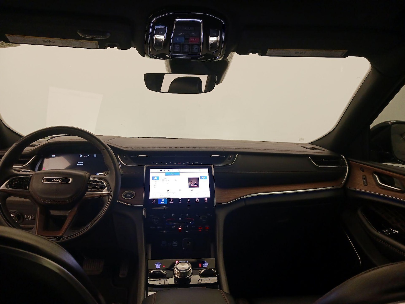 2023 Jeep Grand Cherokee Summit - Photo 10