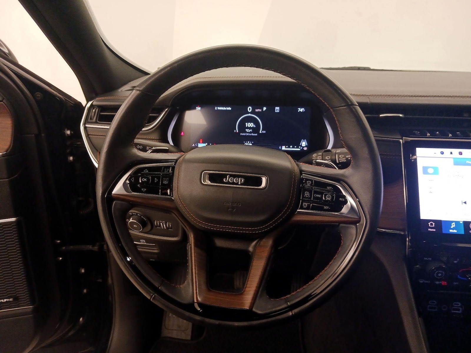 2023 Jeep Grand Cherokee Summit - Photo 11
