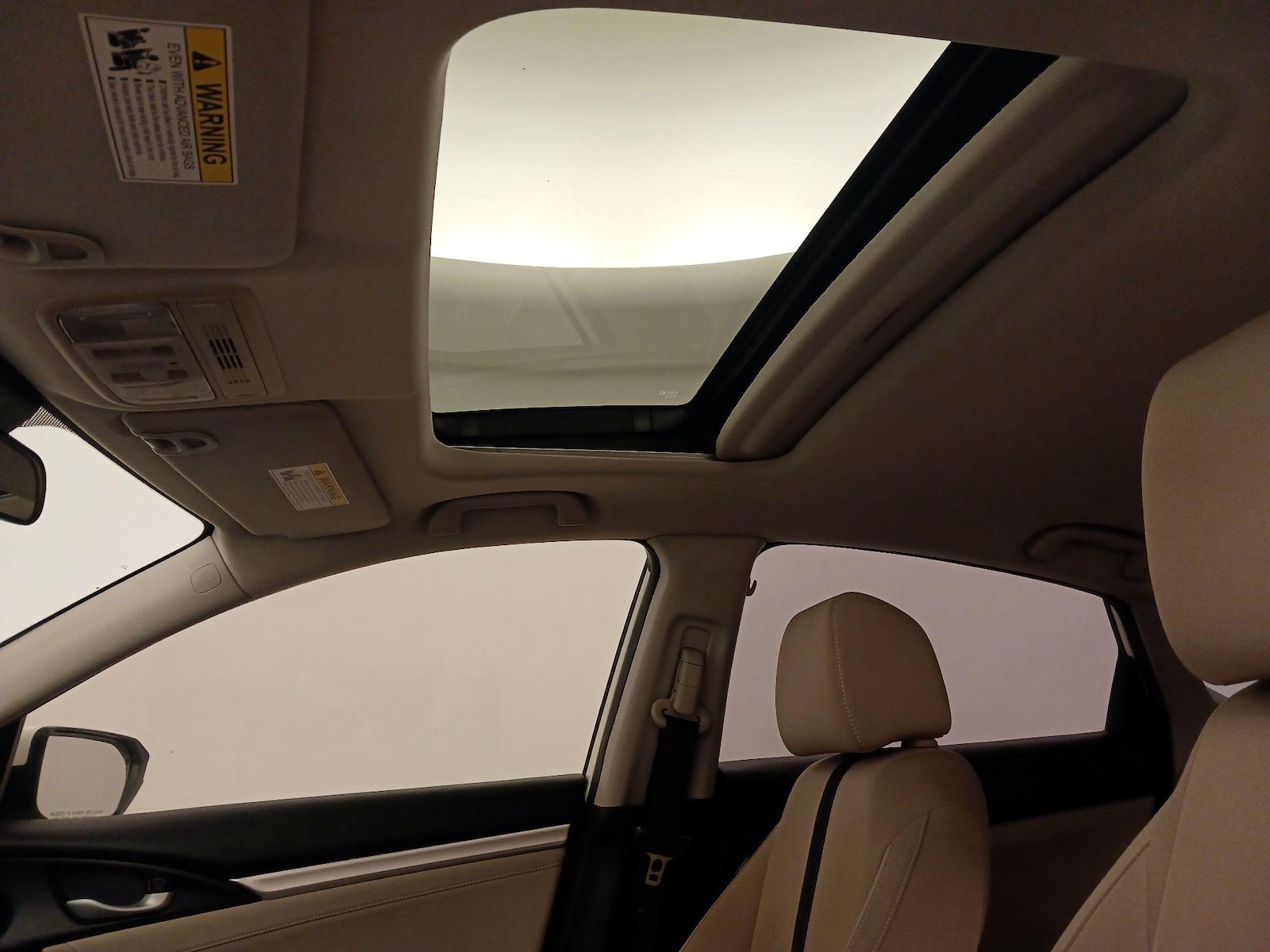Sunroof(s) & Overhead Airbags
