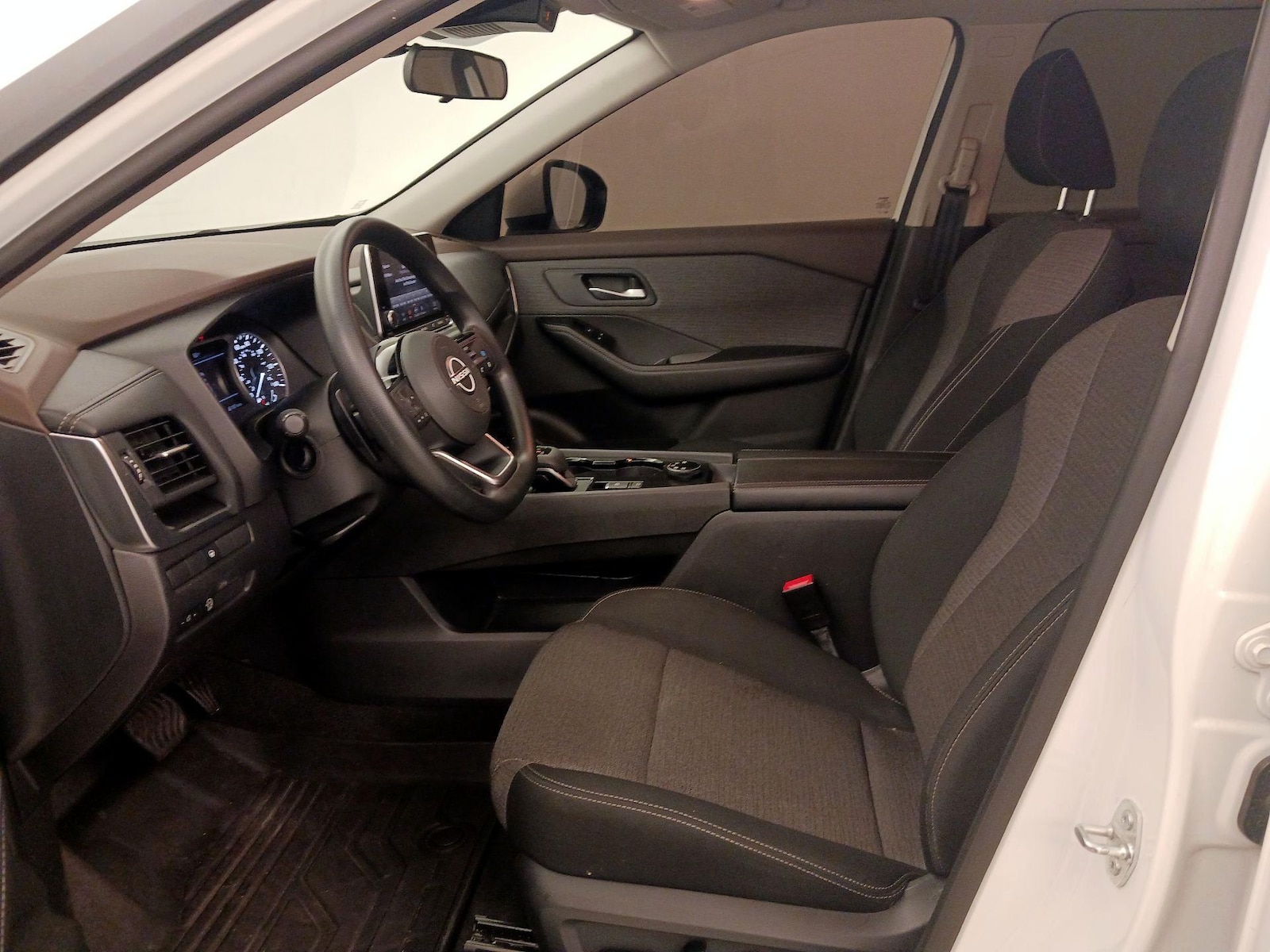 Power Seat(s) & Side Airbags