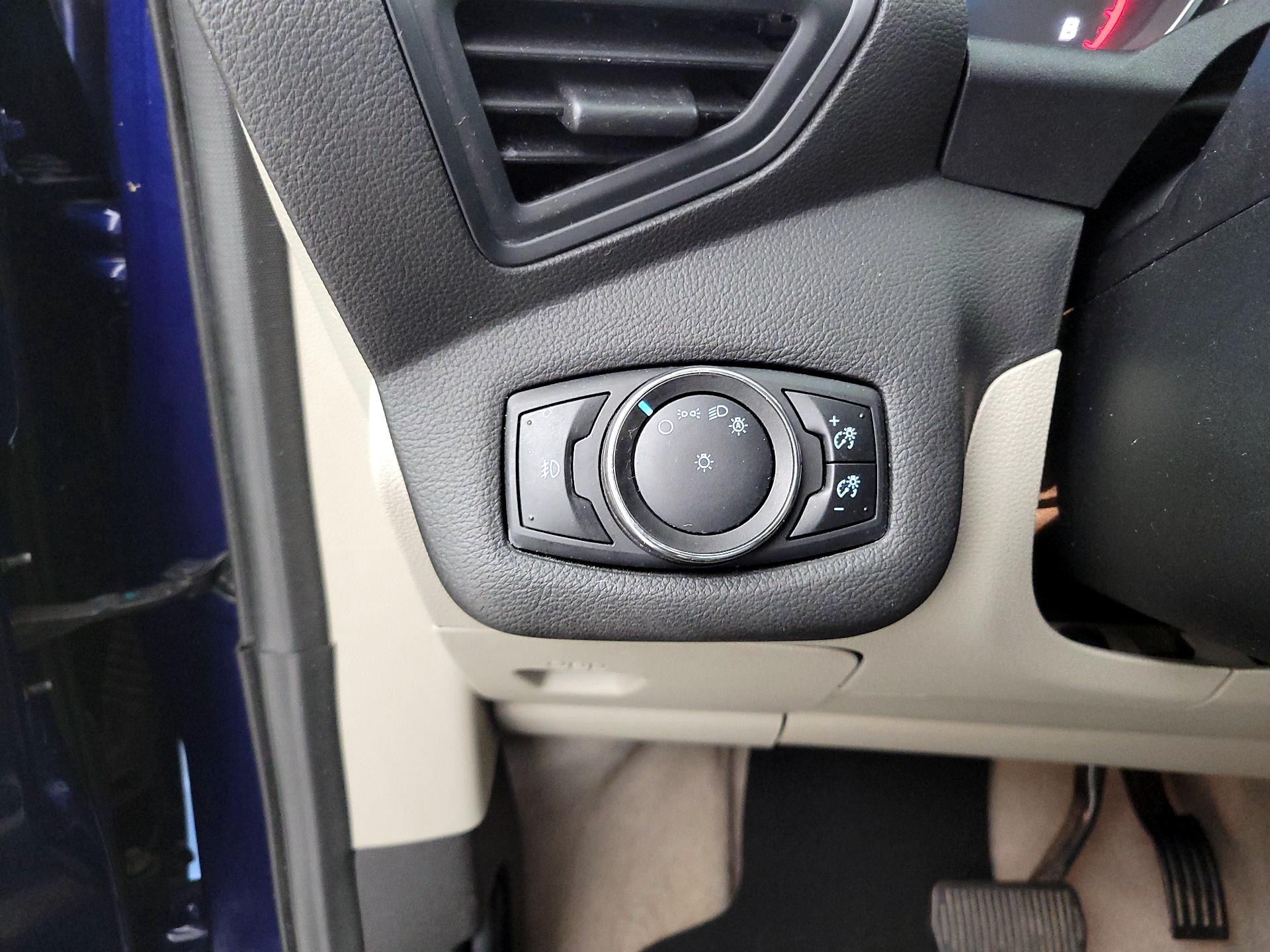 Thumbnail: 2014 Ford Escape - 13