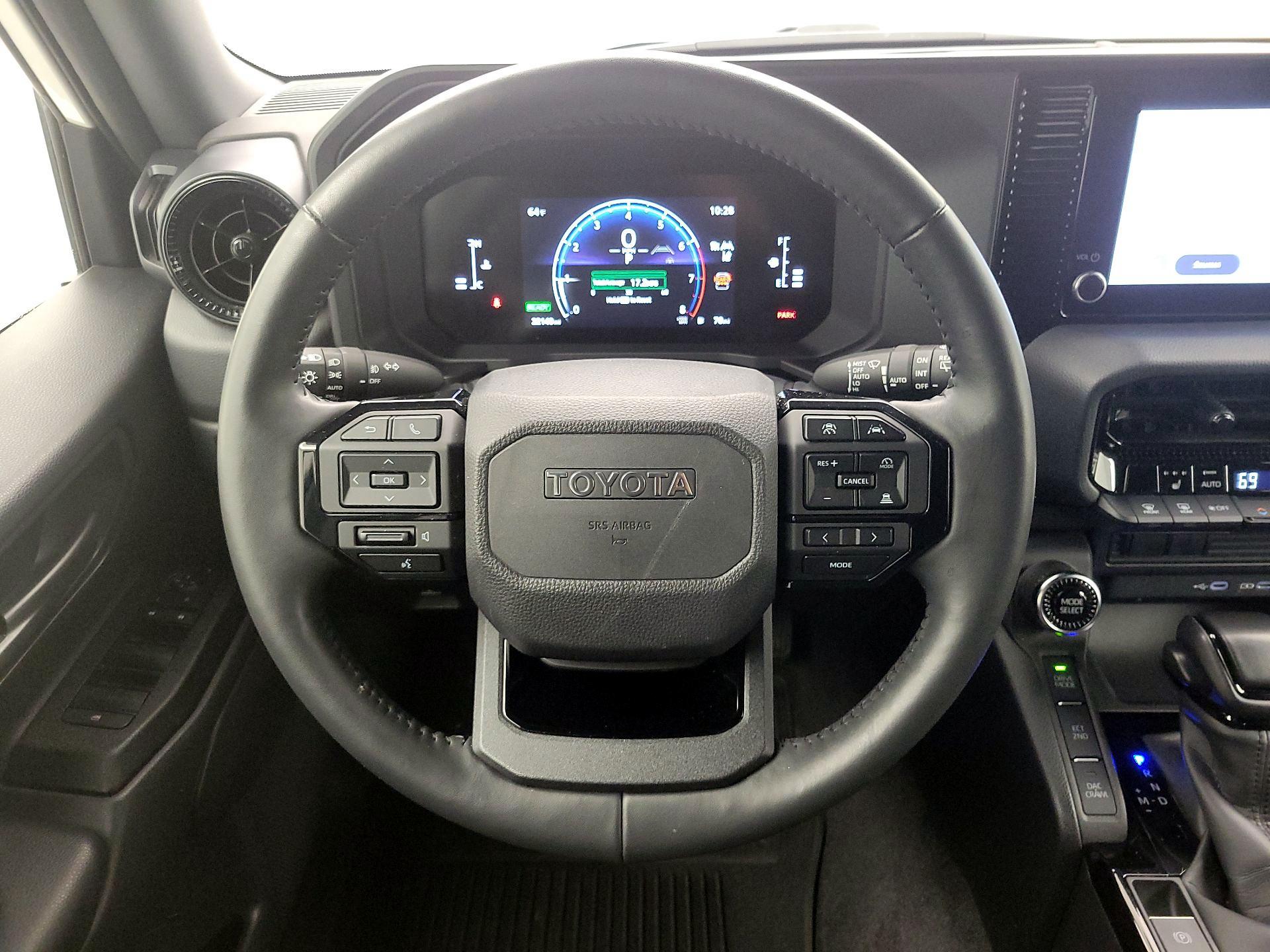 Thumbnail: 2025 Toyota Land Cruiser - 10