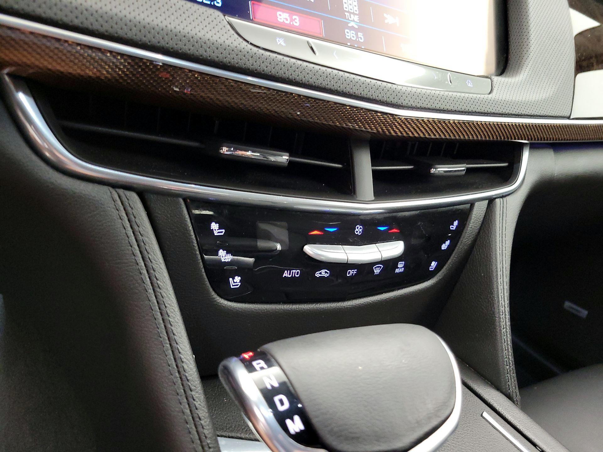 Thumbnail: 2017 Cadillac CT6 - 17