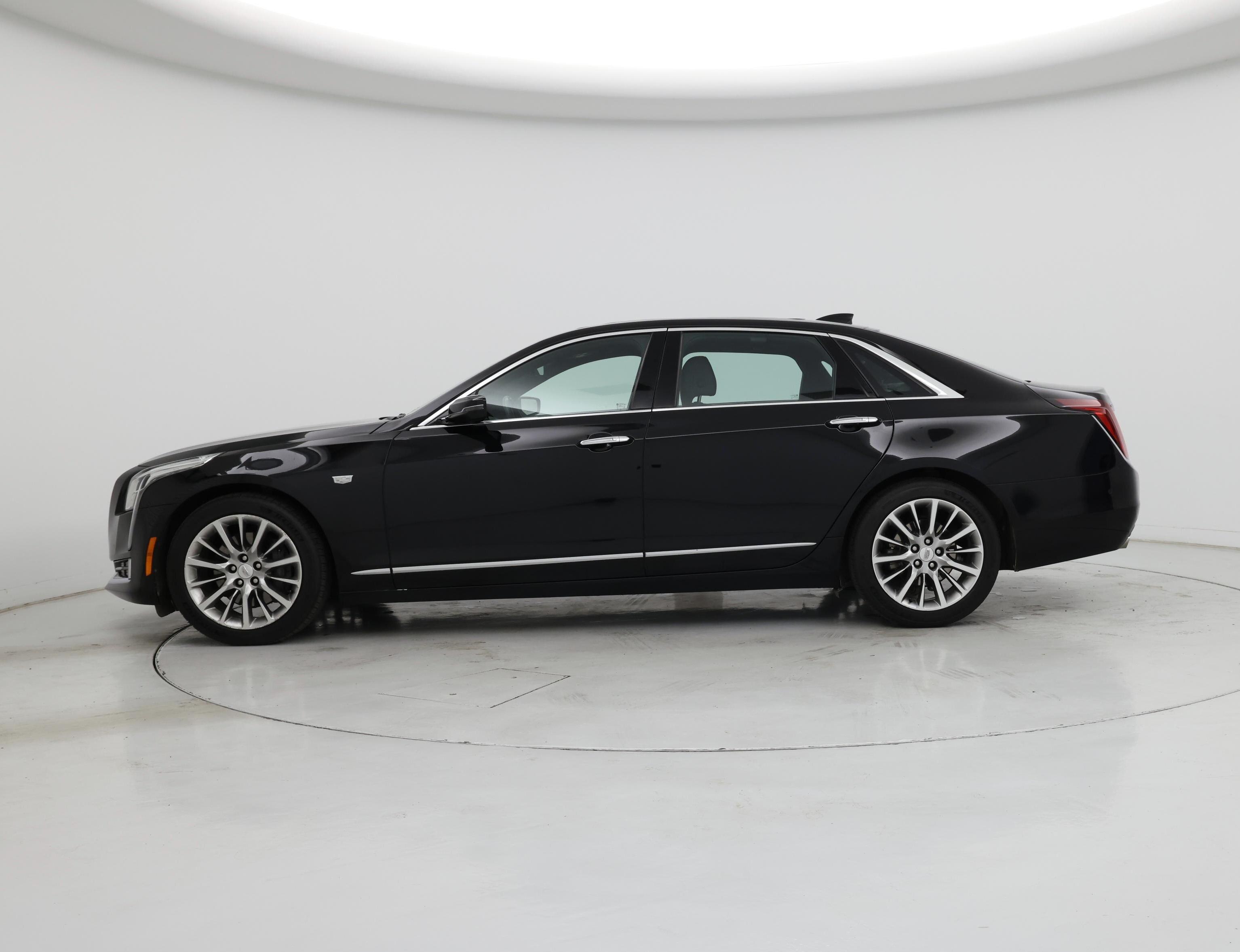 Thumbnail: 2017 Cadillac CT6 - 3