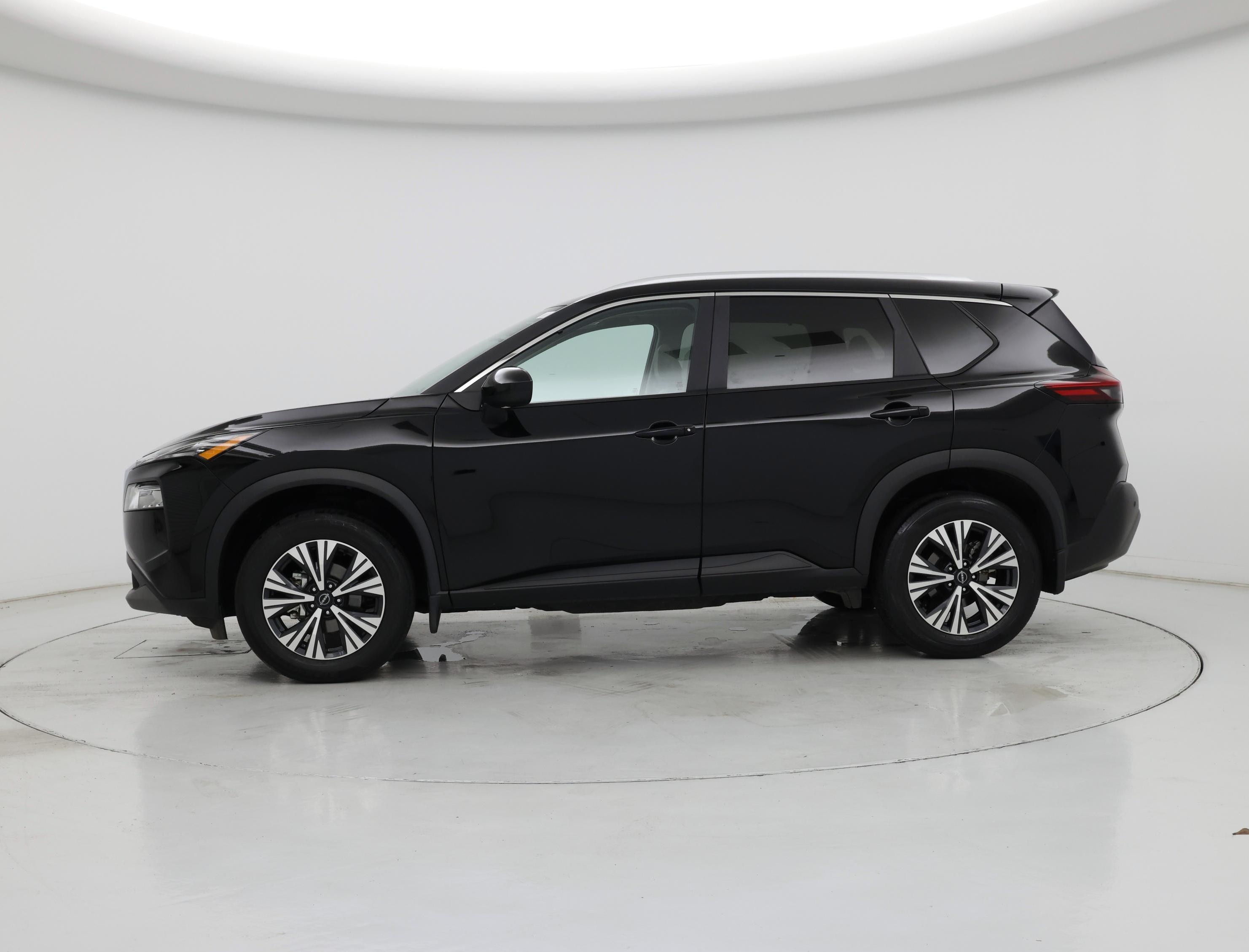 Thumbnail: 2023 Nissan Rogue - 3