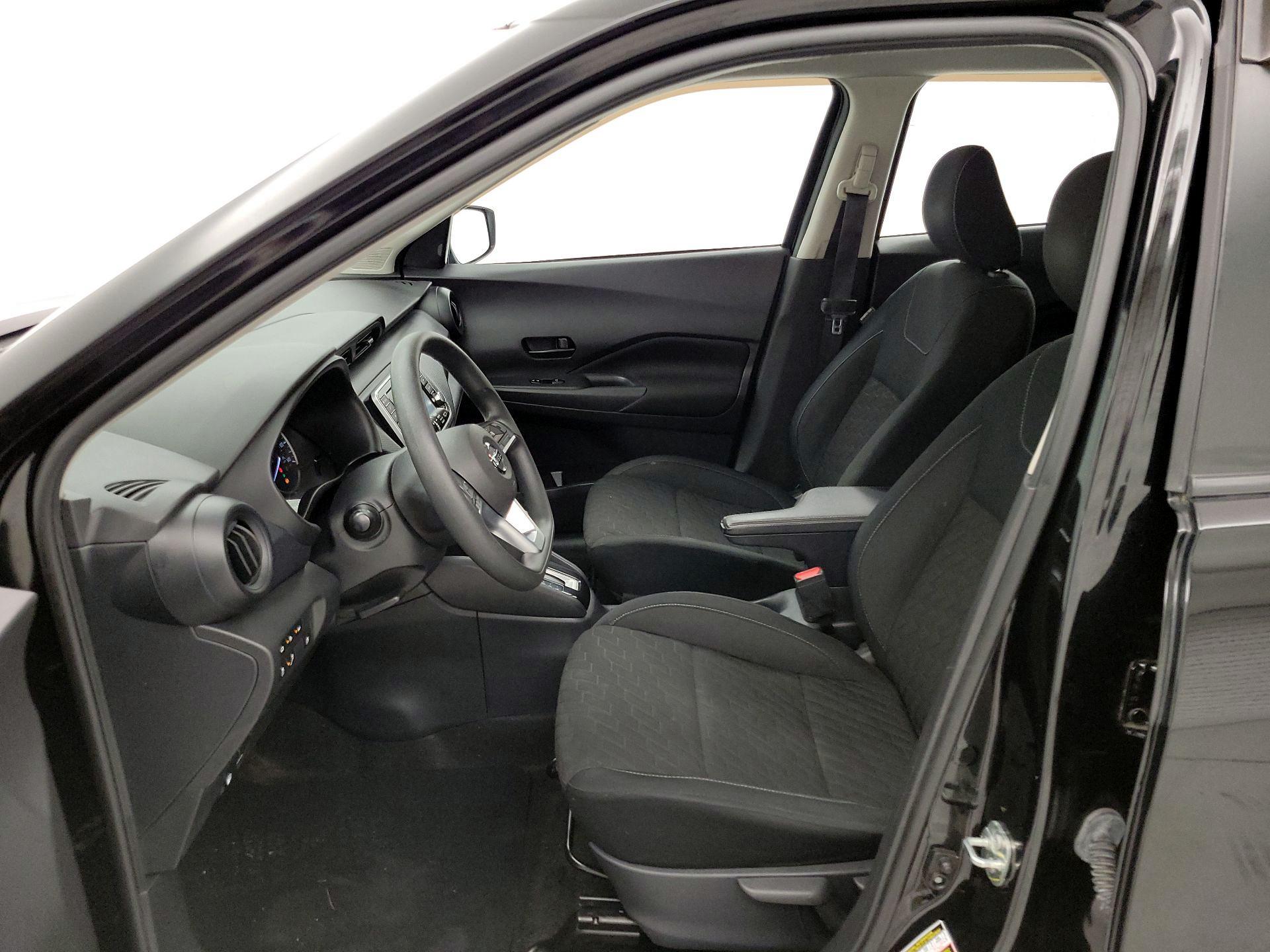 Thumbnail: 2021 Nissan Kicks - 11