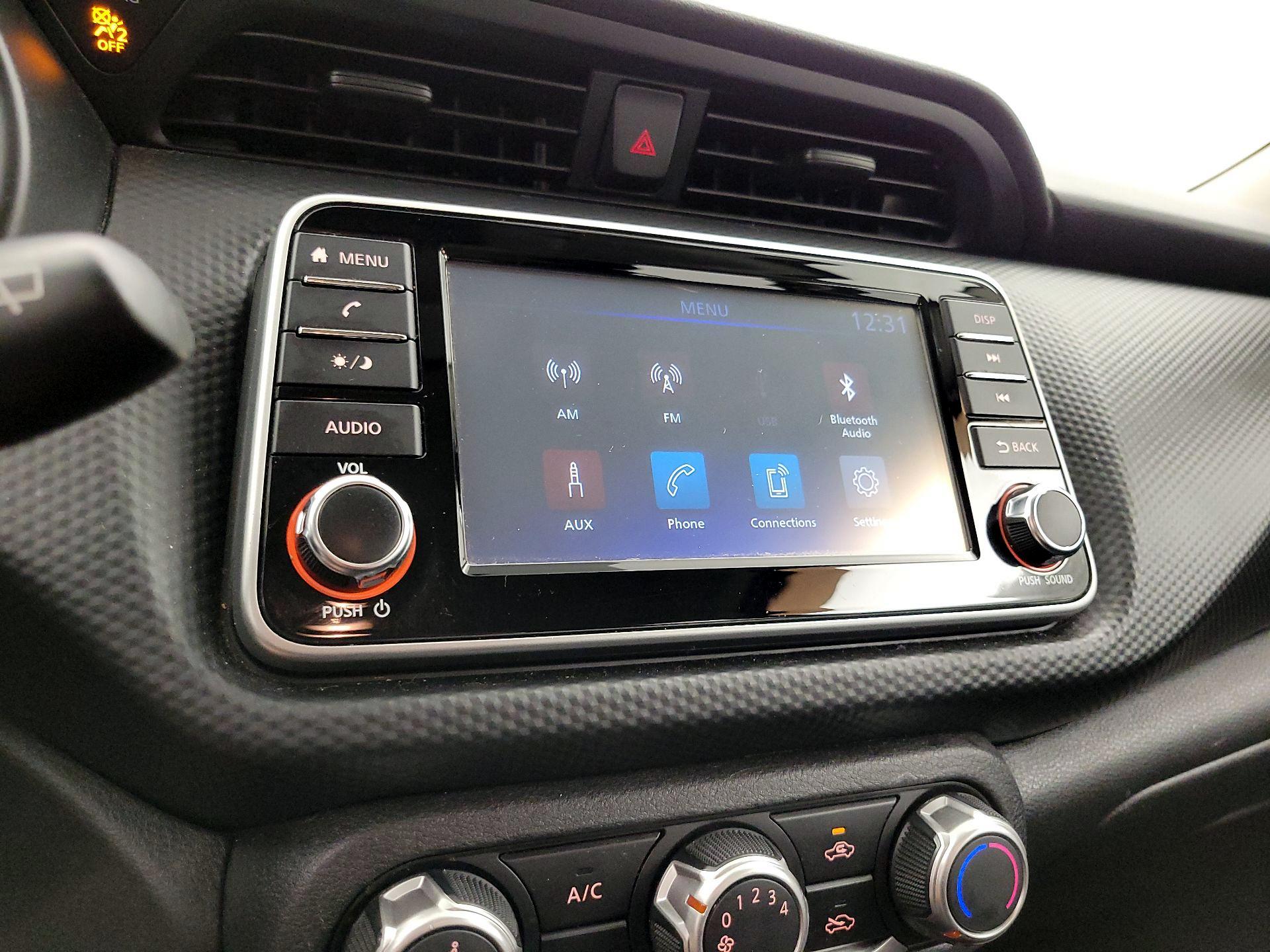 Thumbnail: 2021 Nissan Kicks - 15