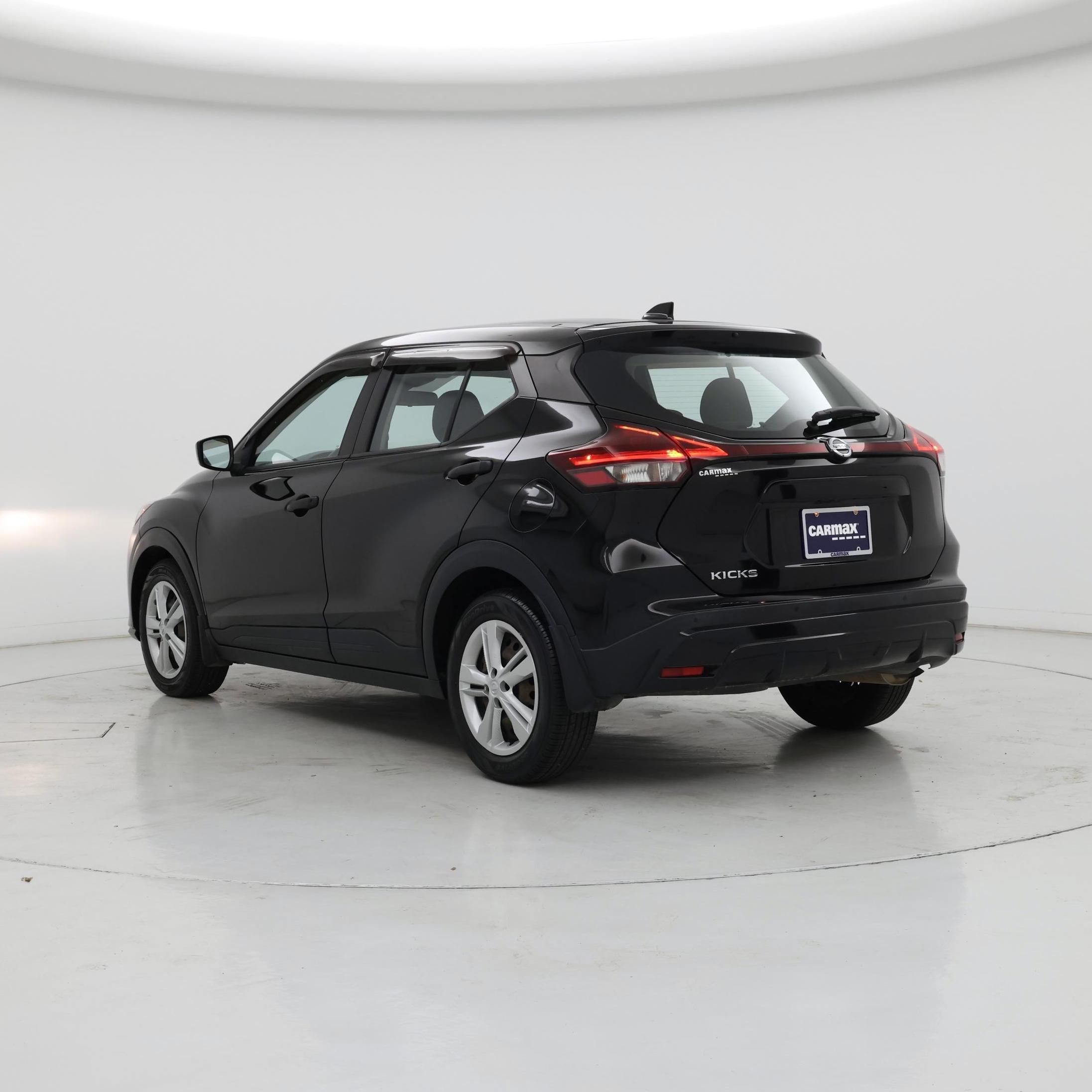 Thumbnail: 2021 Nissan Kicks - 2