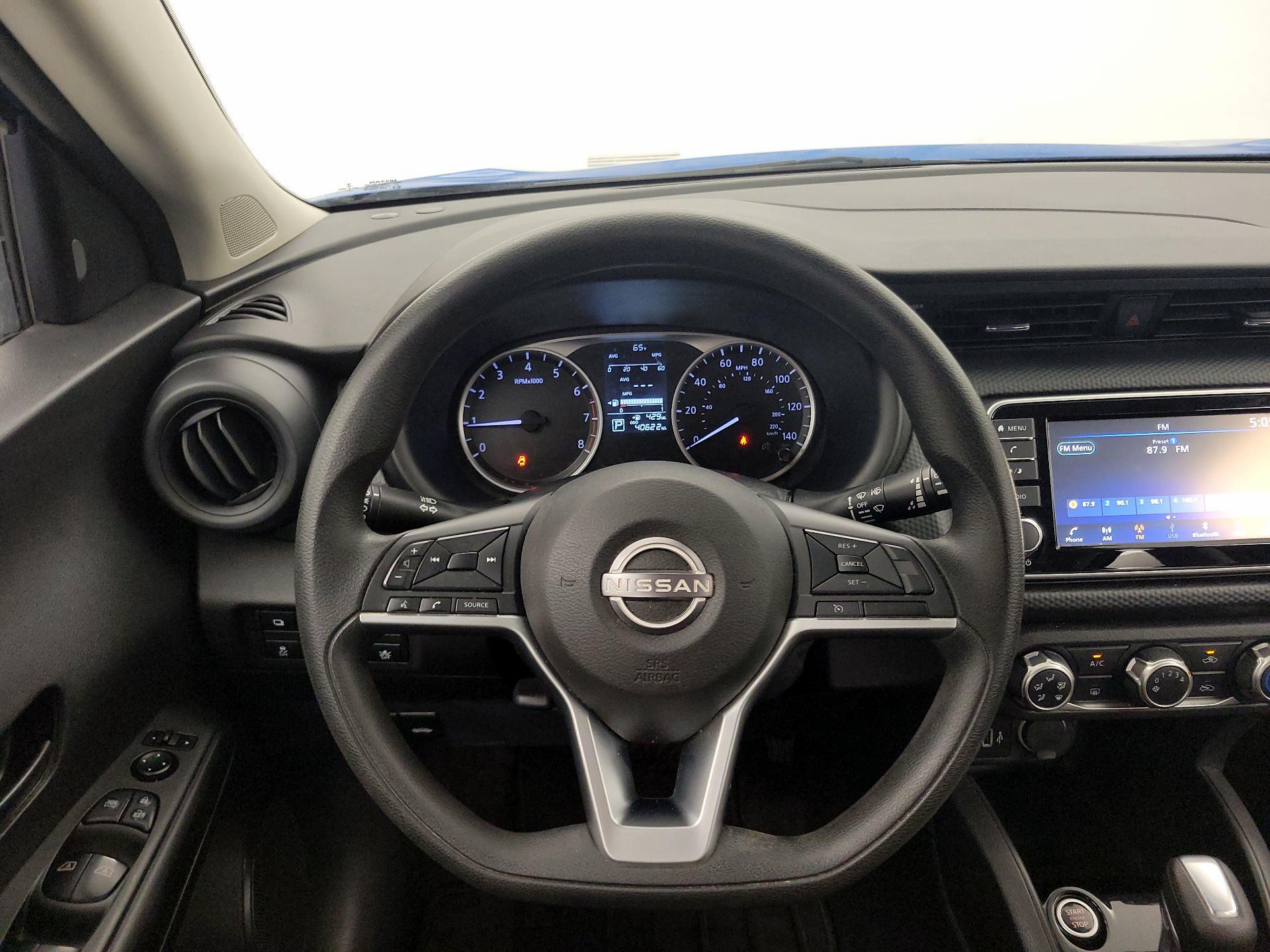 Thumbnail: 2022 Nissan Kicks - 10
