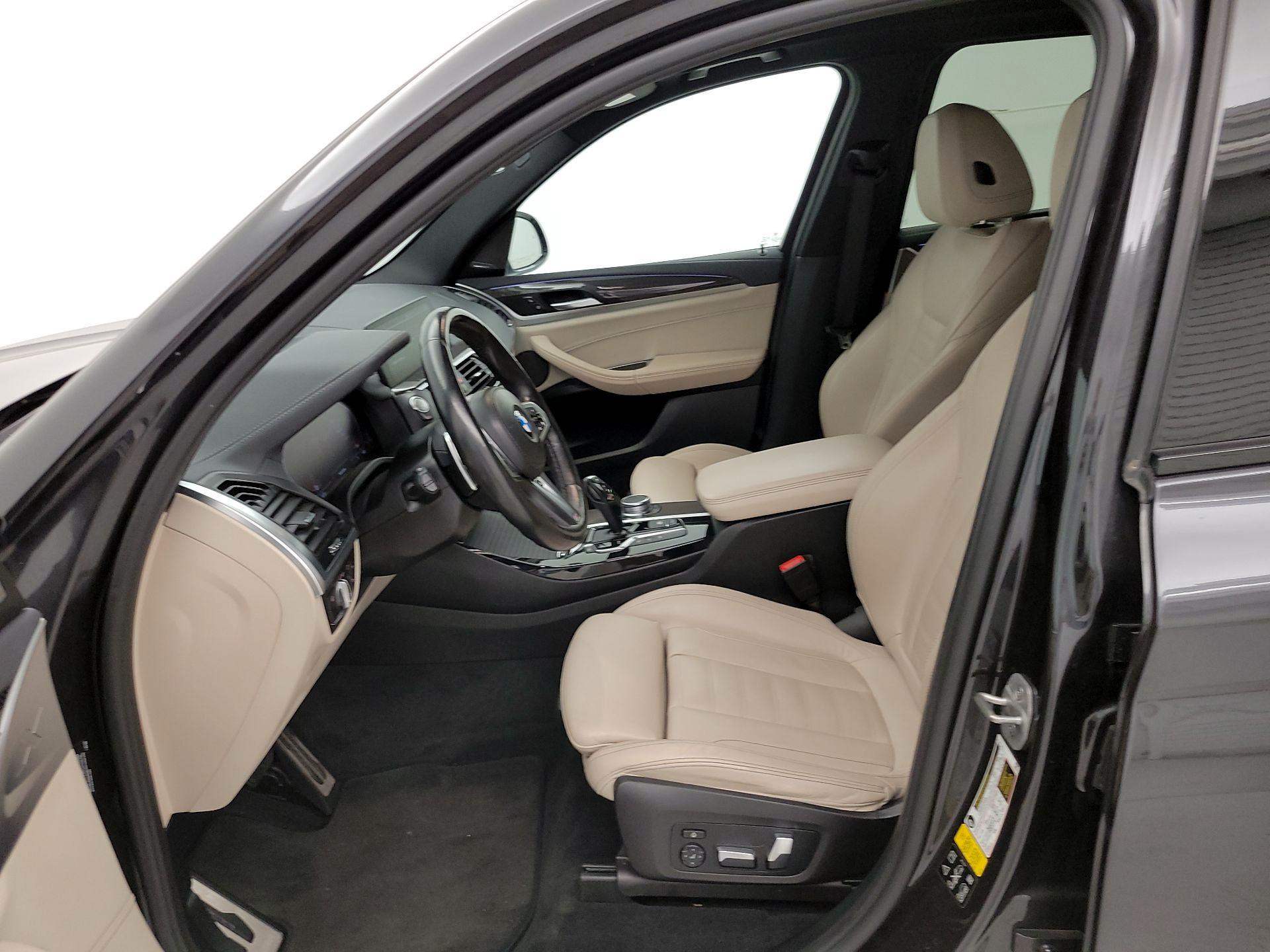 Thumbnail: 2021 BMW X3 - 11