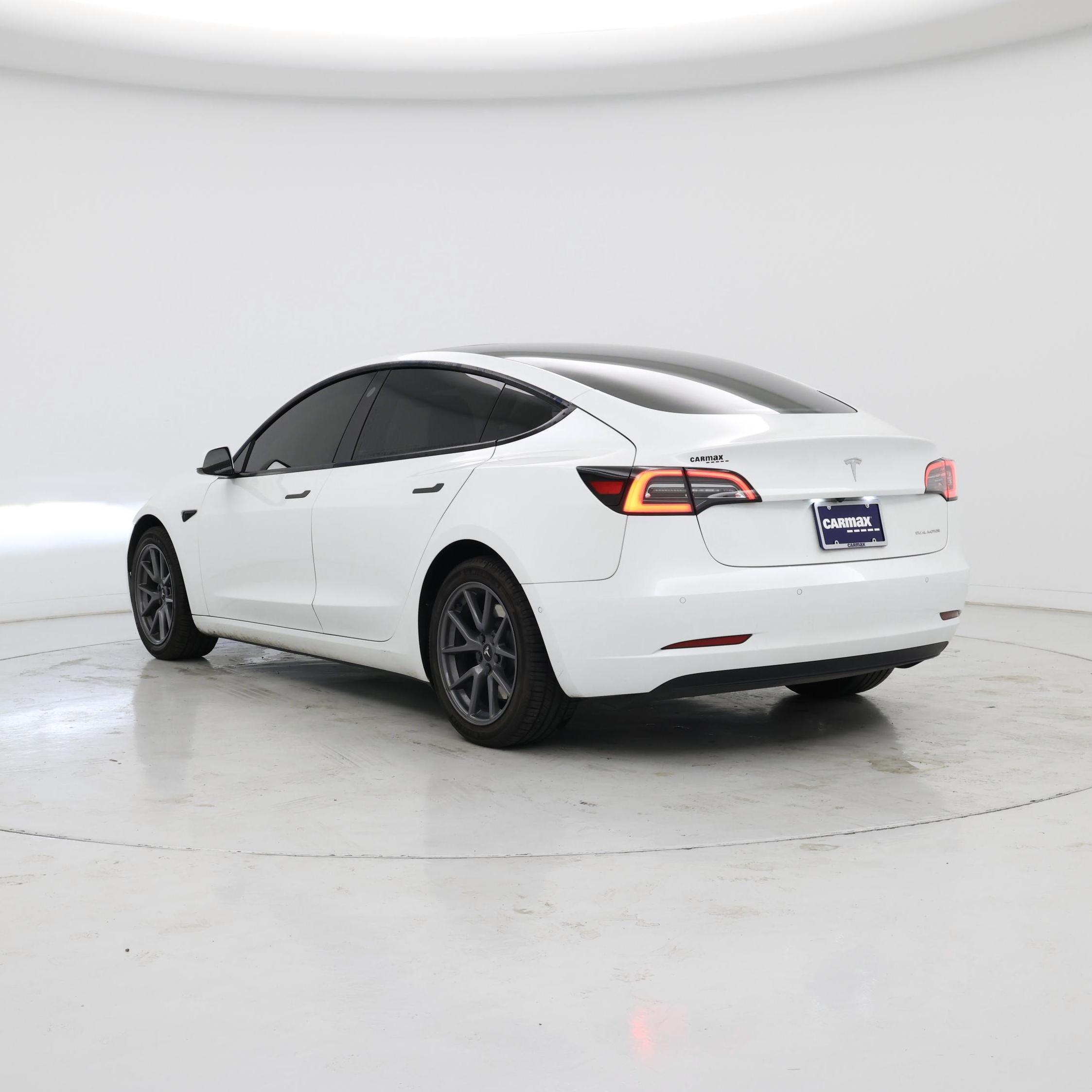 Thumbnail: 2022 Tesla Model 3 - 2