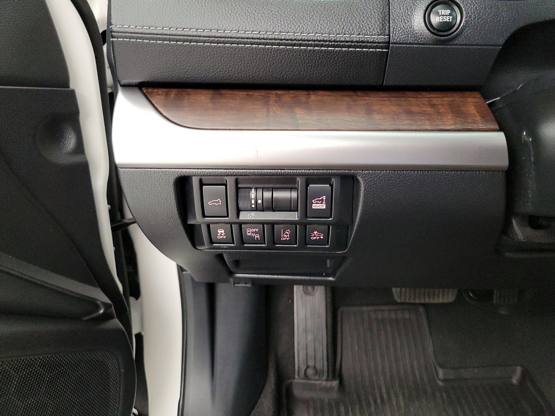 Thumbnail: 2018 Subaru Outback - 13