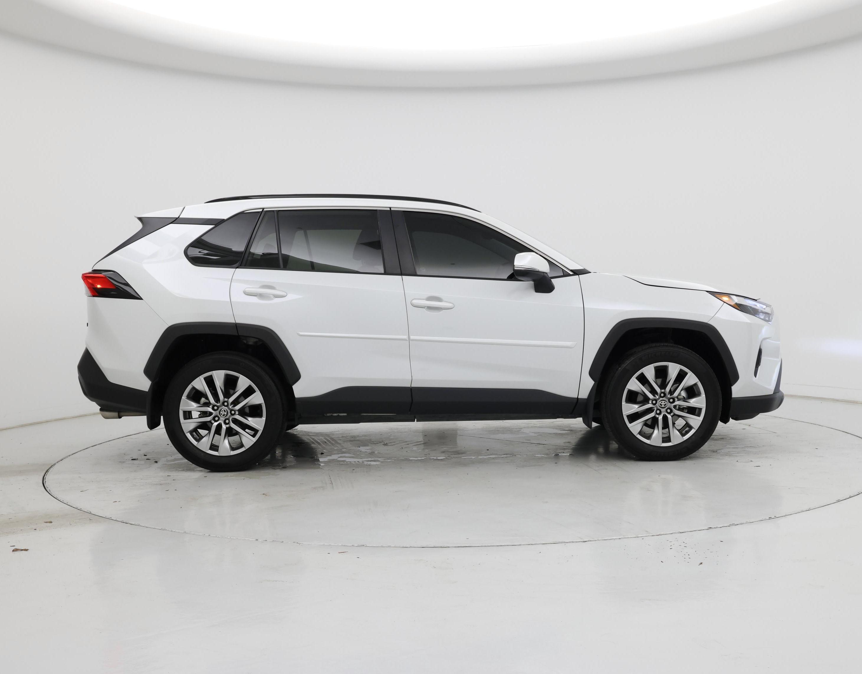 Thumbnail: 2024 Toyota RAV4 - 7