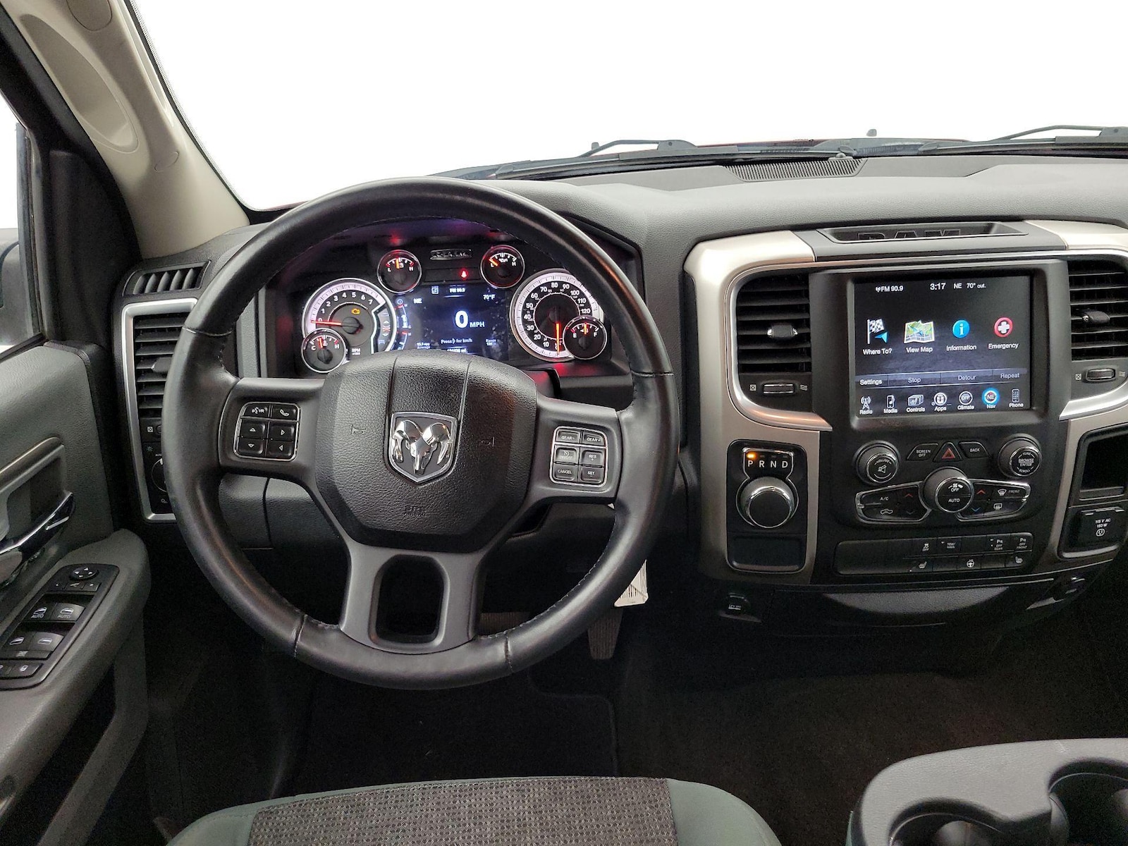 2017 RAM Ram 1500 Pickup Big Horn - Photo 11