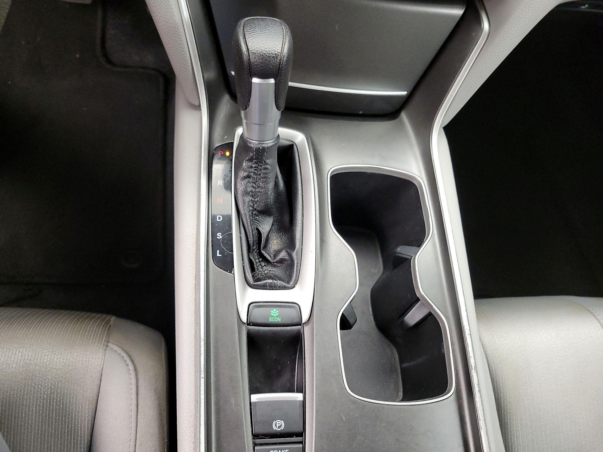 Thumbnail: 2020 Honda Accord - 17