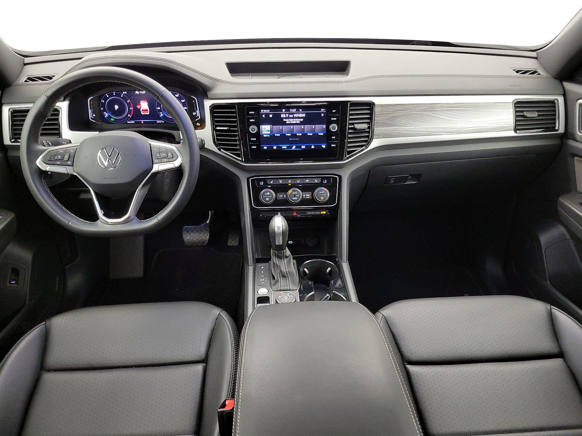 Thumbnail: 2023 Volkswagen Atlas - 9