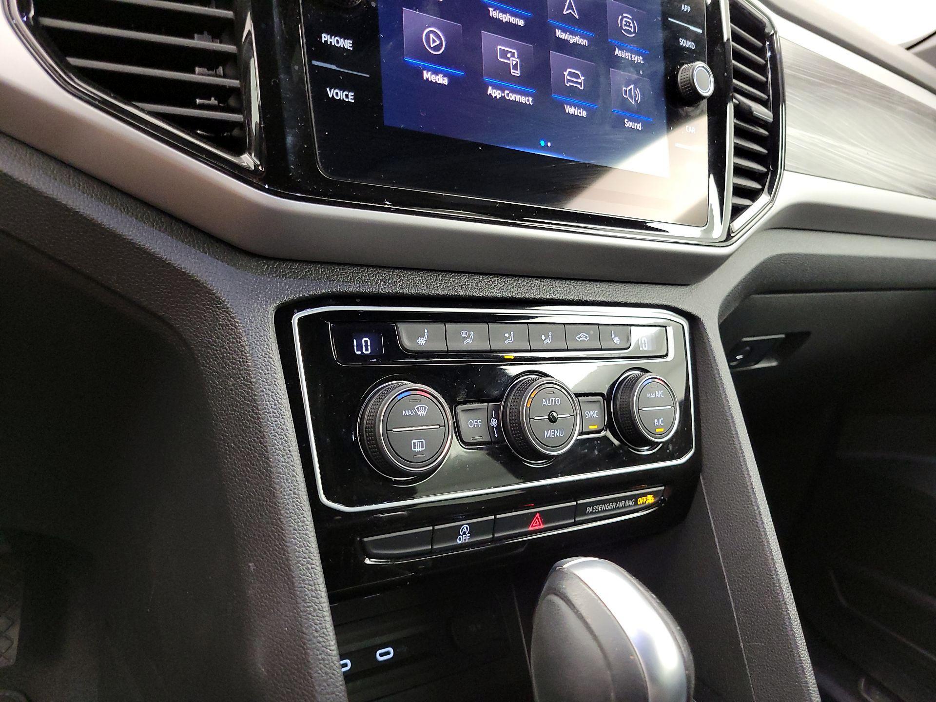 Thumbnail: 2023 Volkswagen Atlas - 16