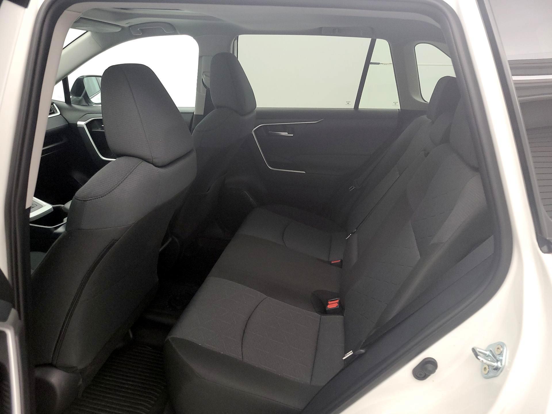 Thumbnail: 2025 Toyota RAV4 - 20