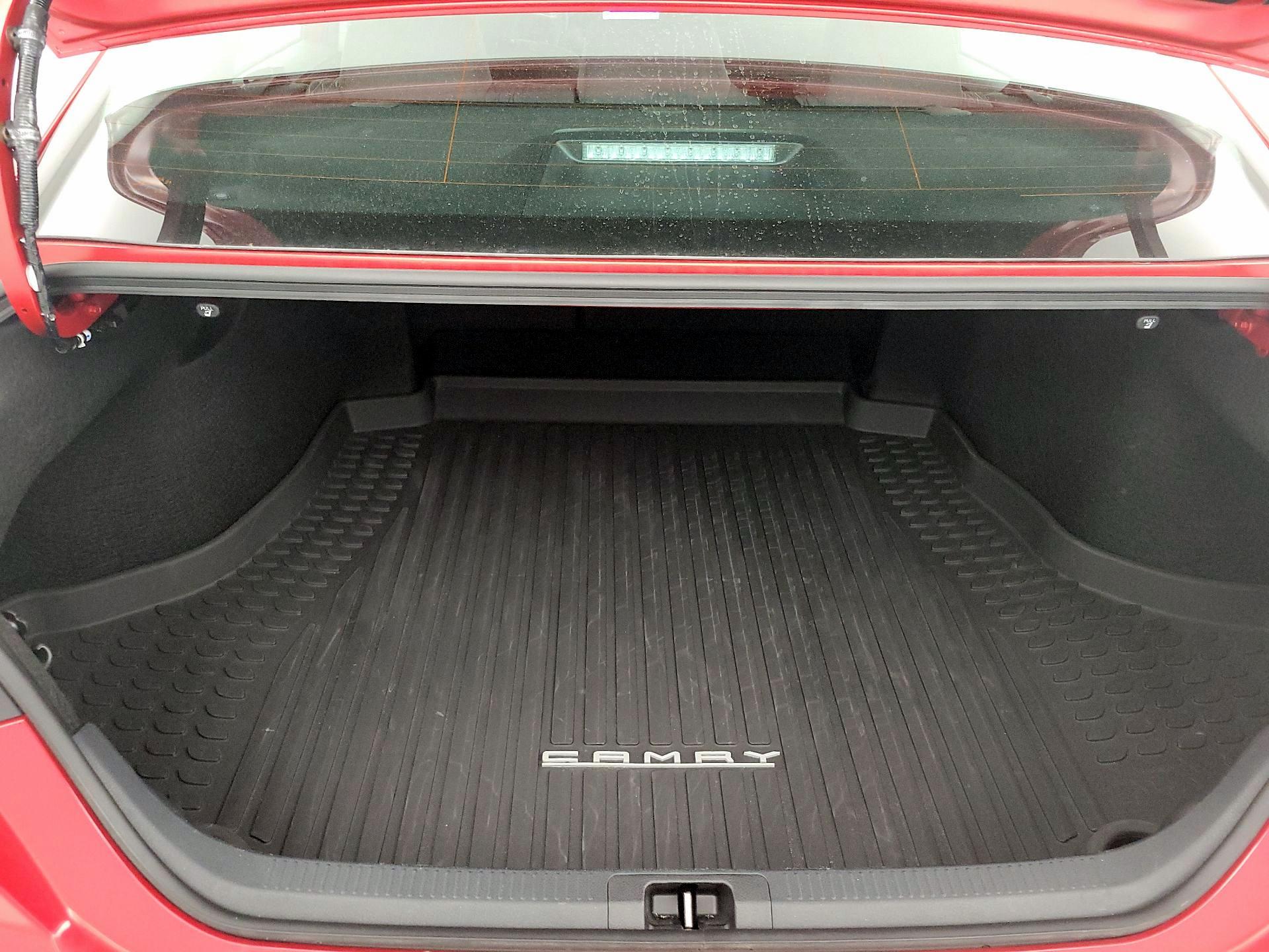 Thumbnail: 2025 Toyota Camry - 20