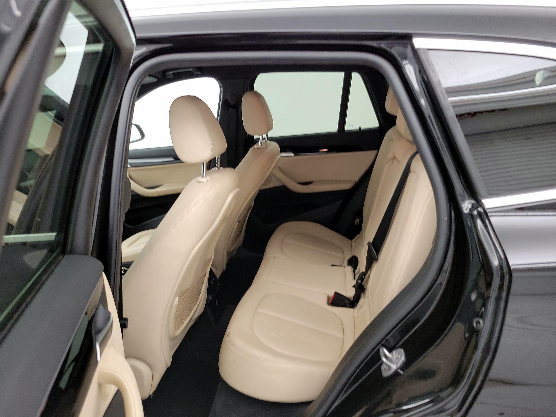 Thumbnail: 2018 BMW X1 - 19