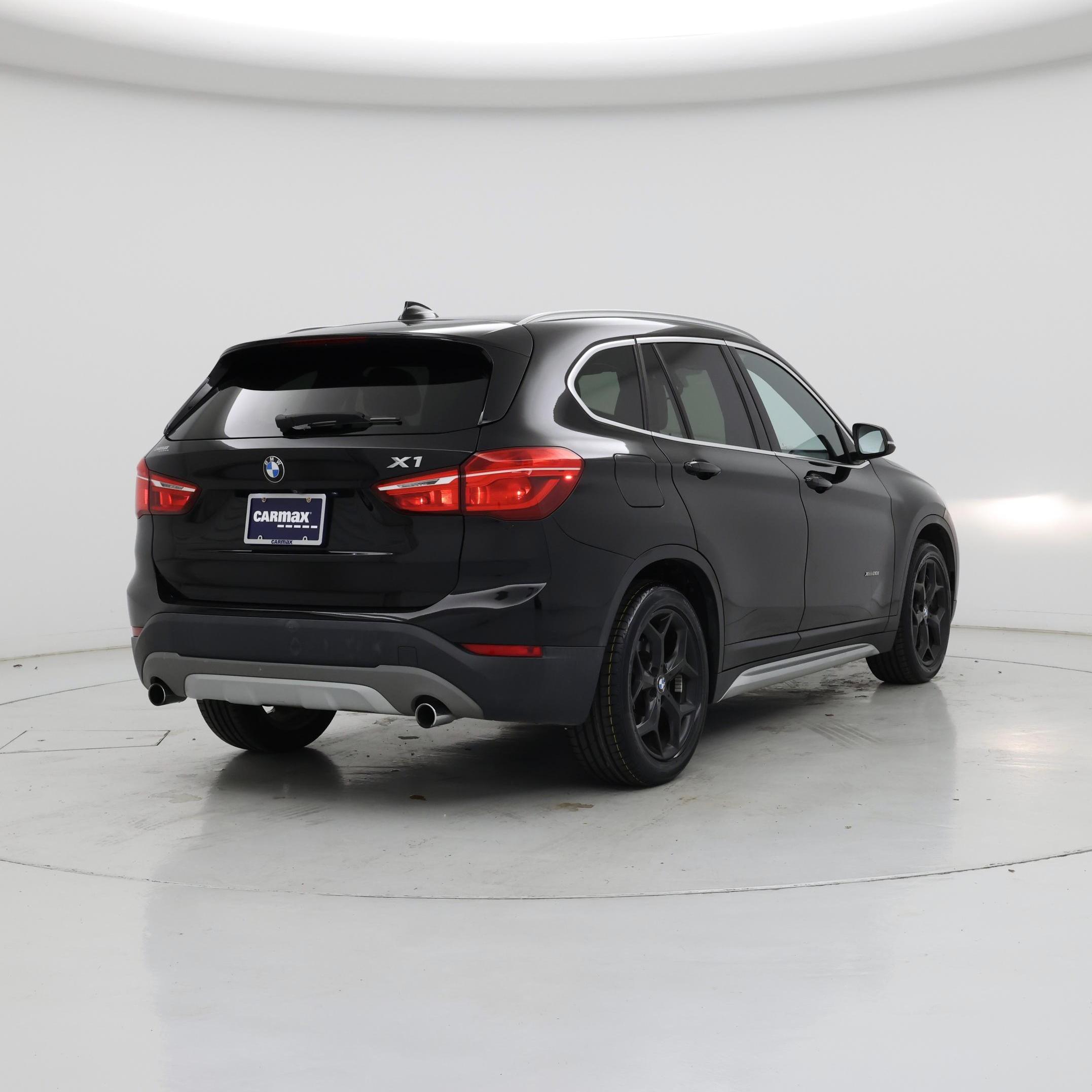 Thumbnail: 2018 BMW X1 - 8