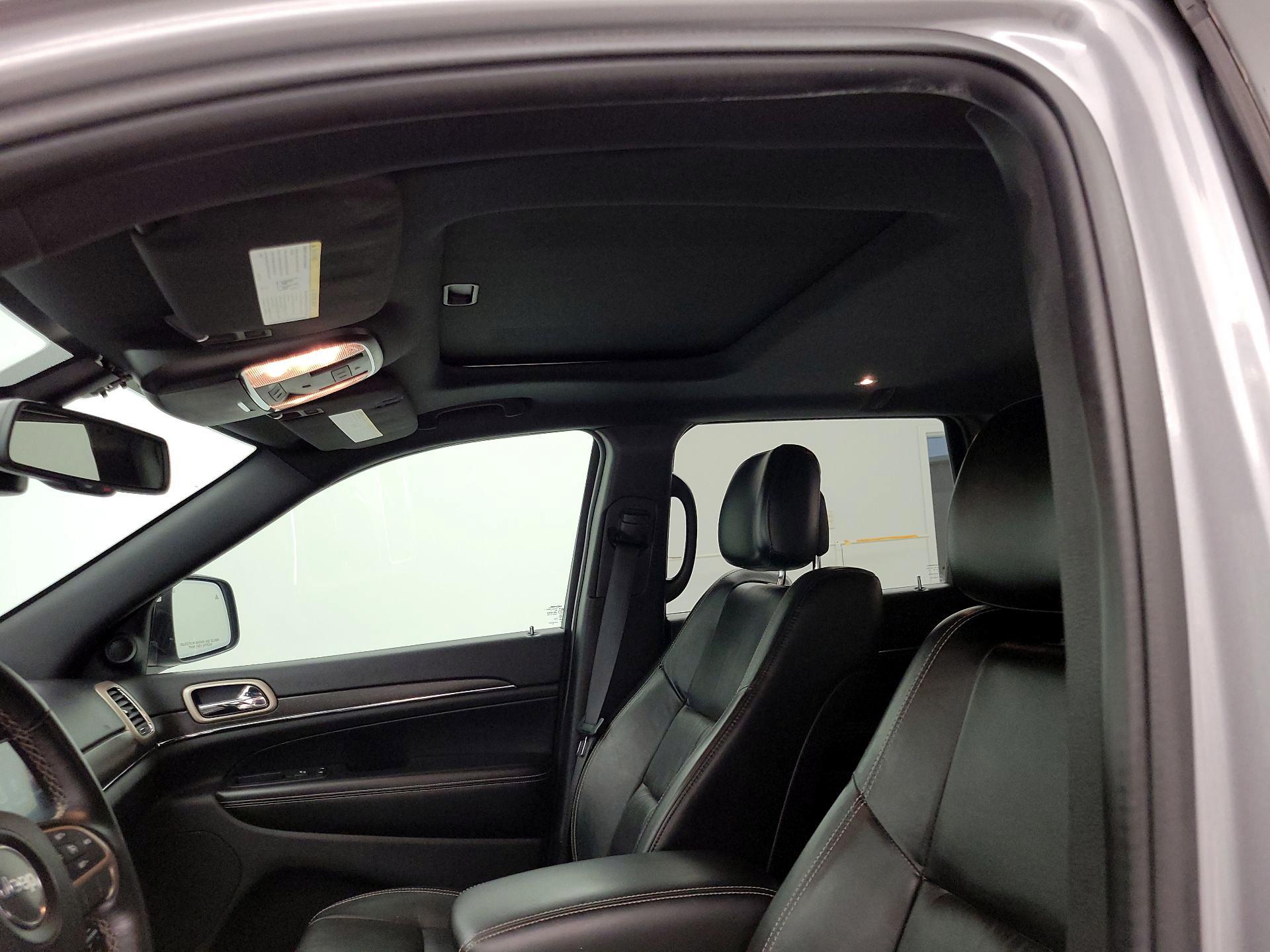 Thumbnail: 2016 Jeep Grand Cherokee - 20