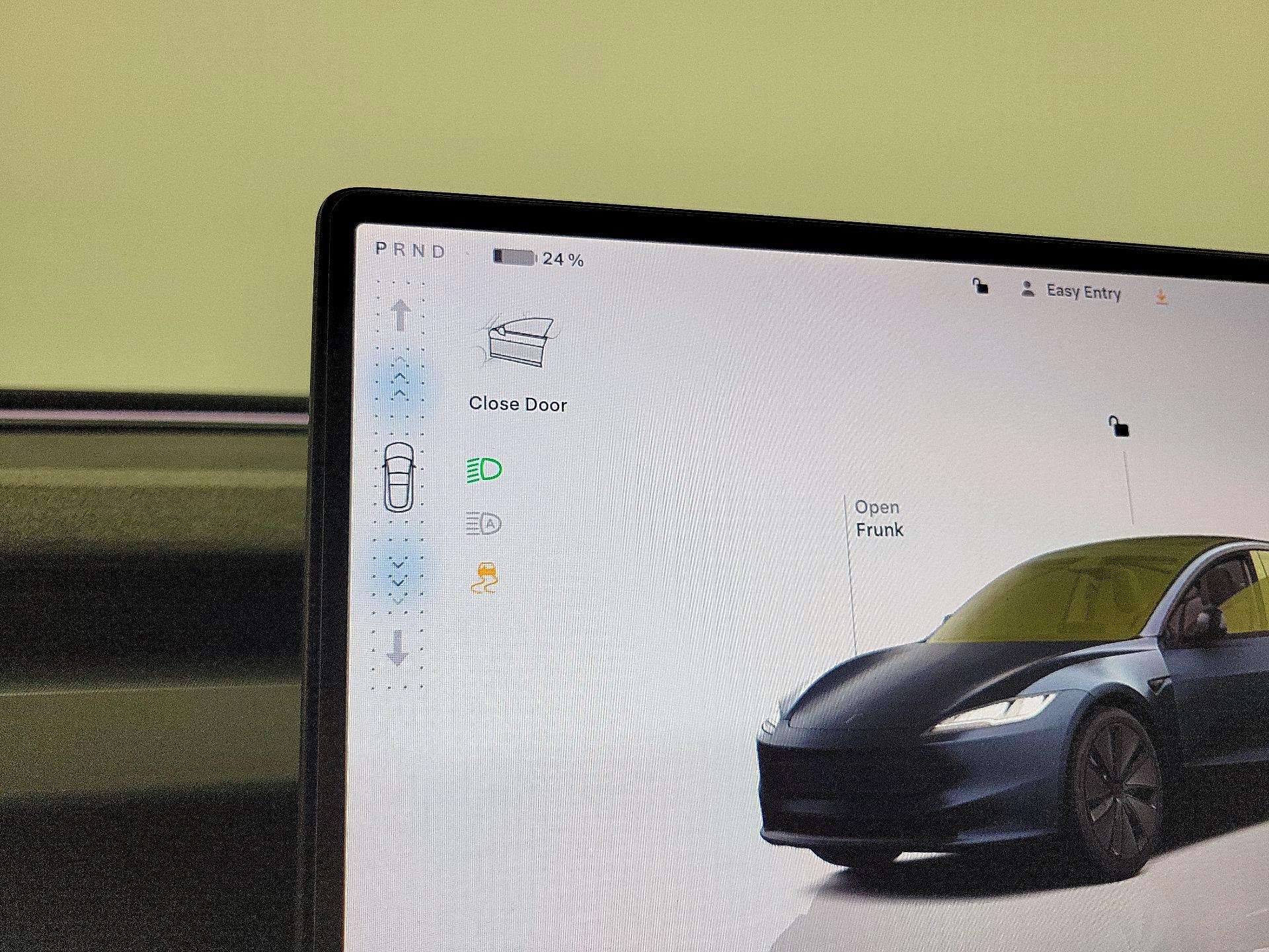 Thumbnail: 2025 Tesla Model 3 - 17