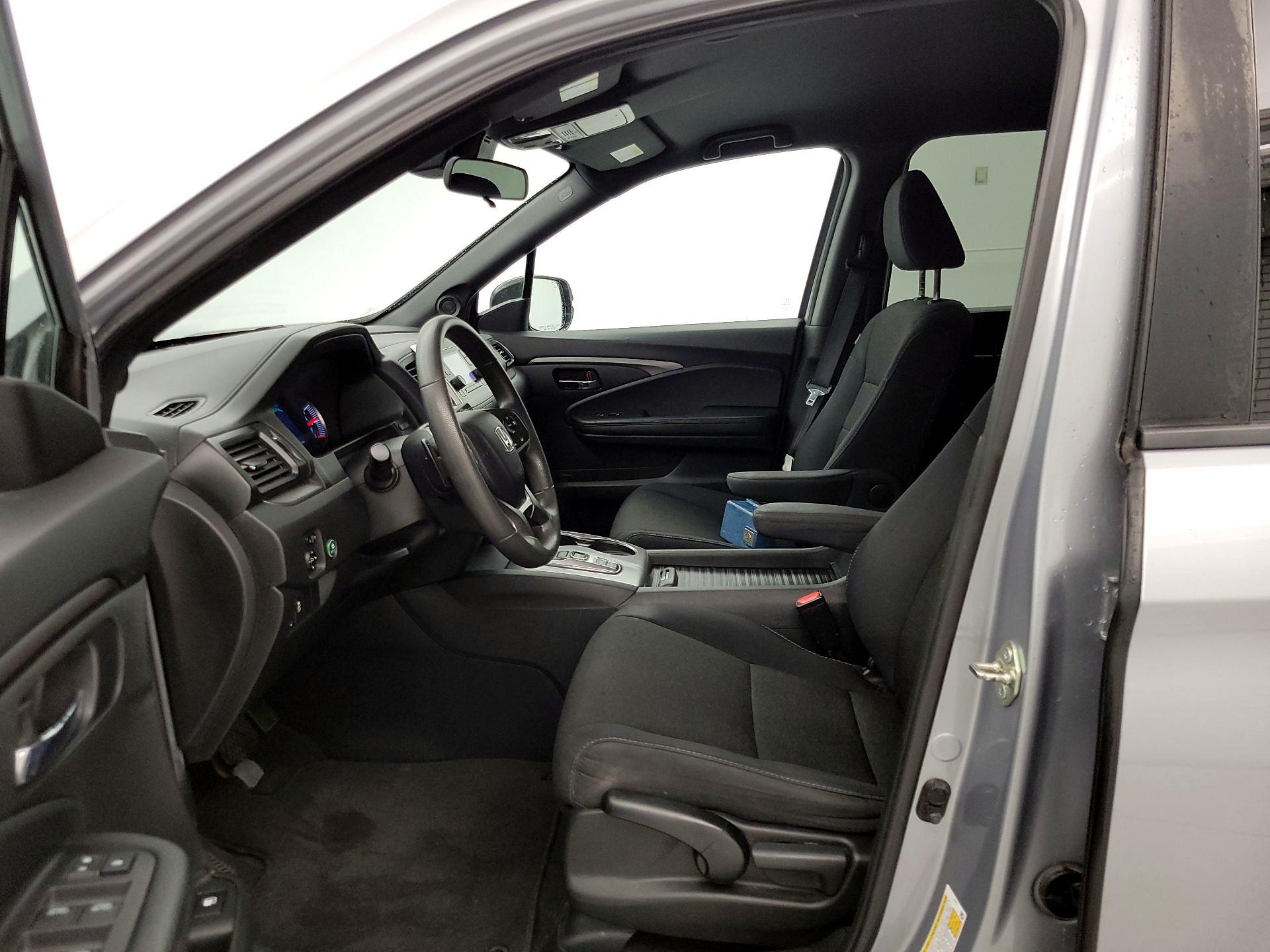 Thumbnail: 2019 Honda Passport - 11