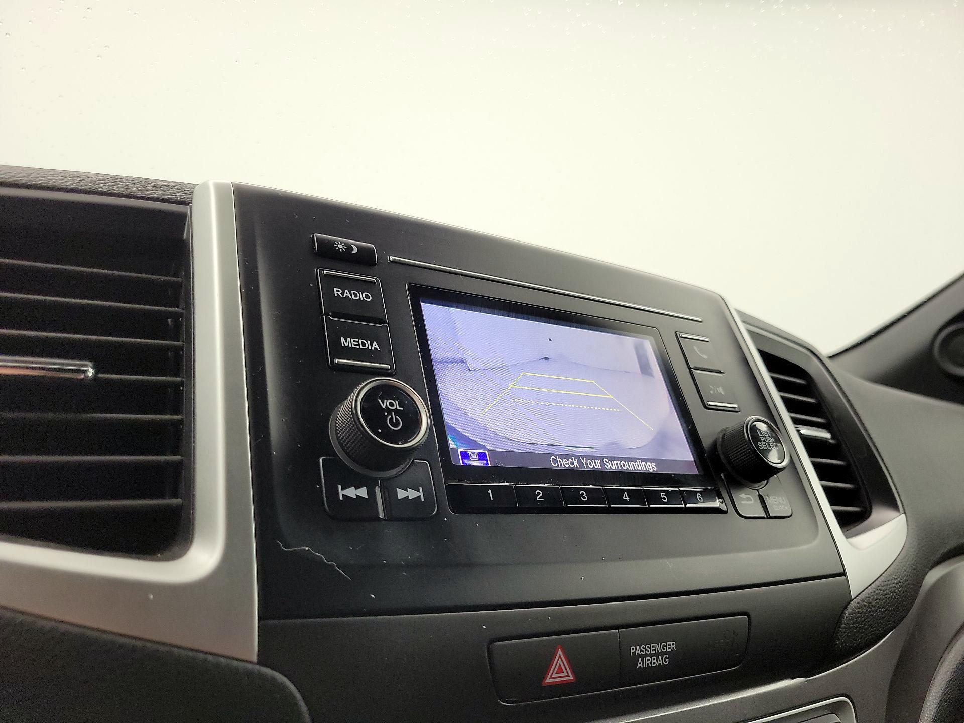 Thumbnail: 2019 Honda Passport - 14