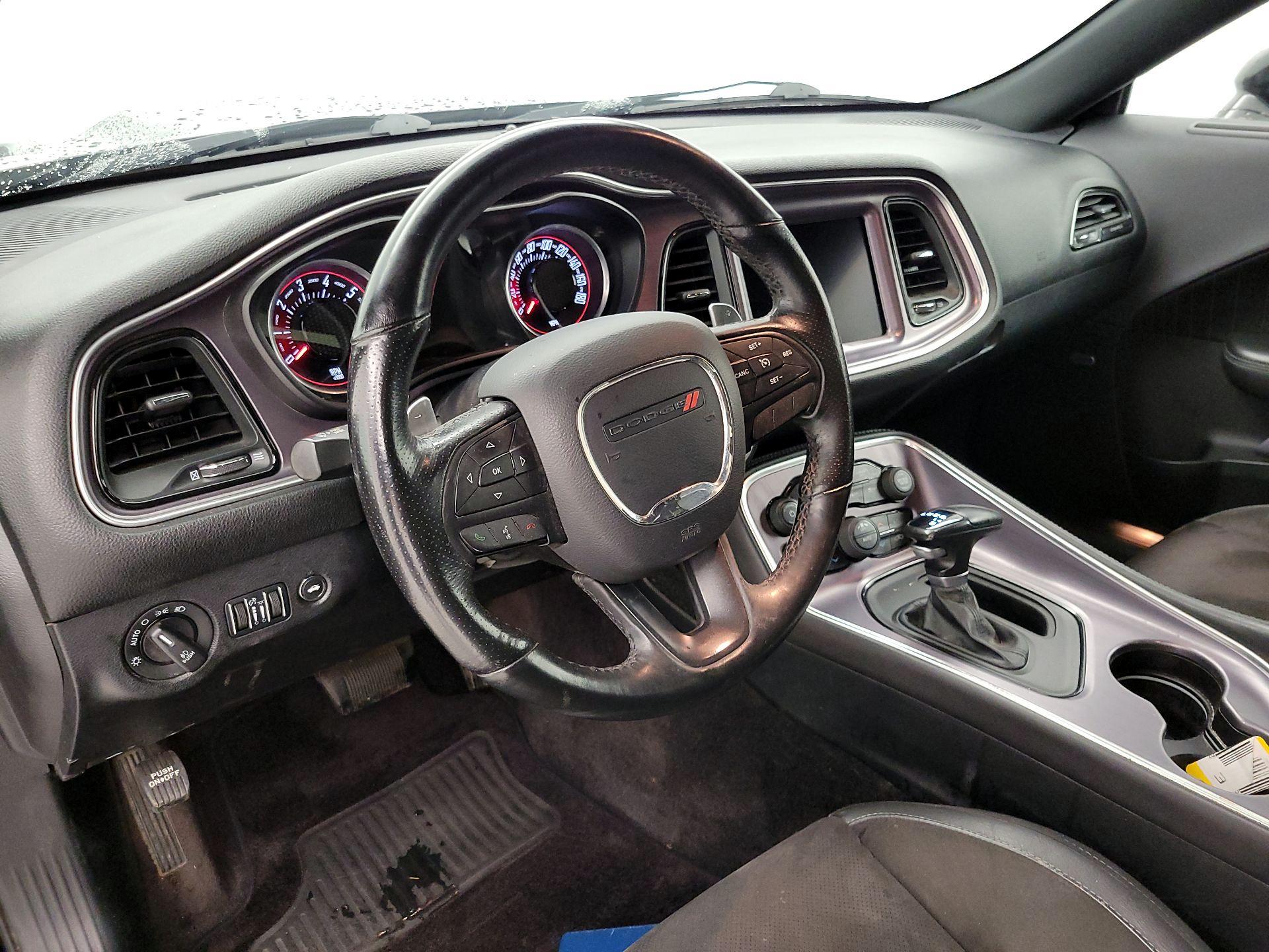 Thumbnail: 2017 Dodge Challenger - 9