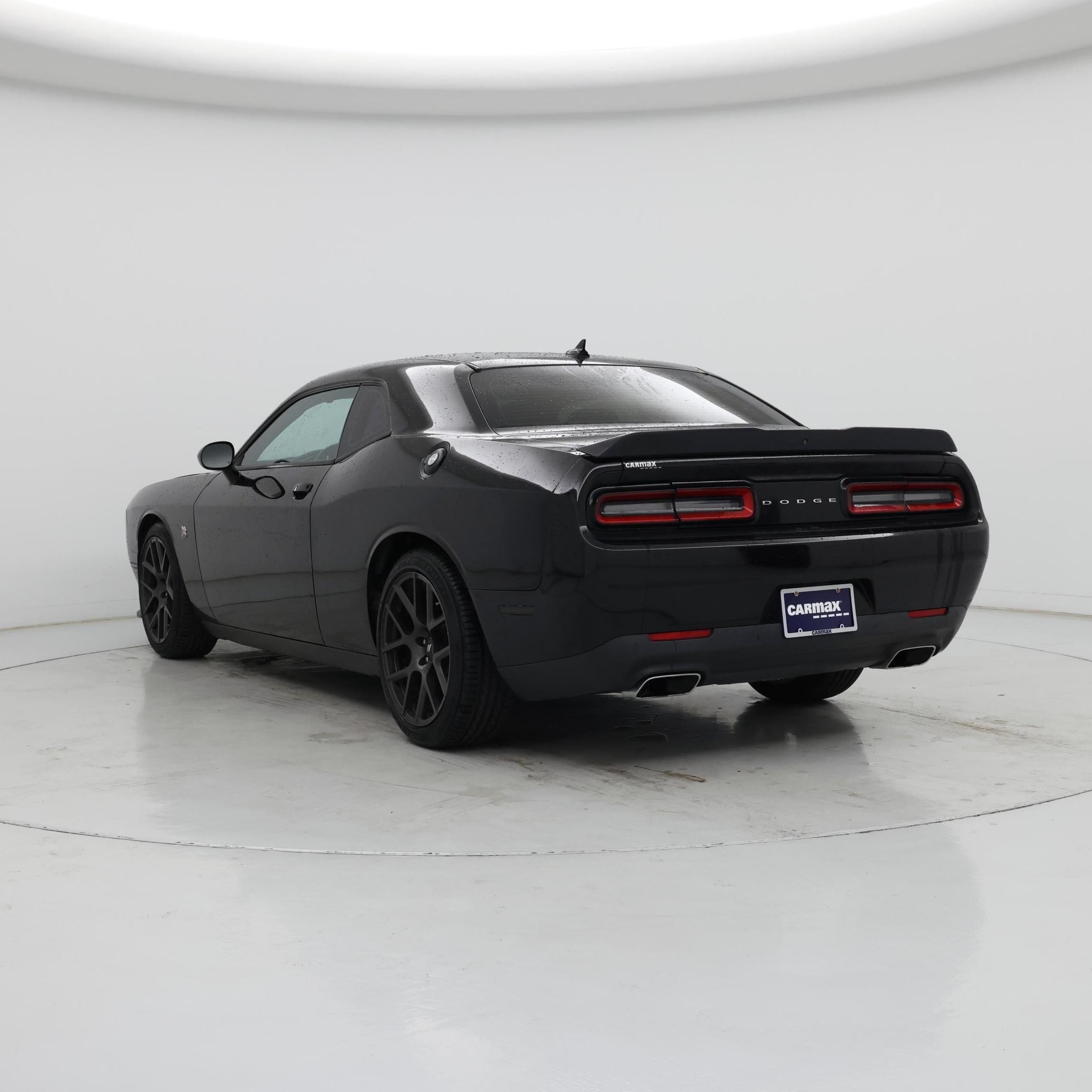 Thumbnail: 2017 Dodge Challenger - 2