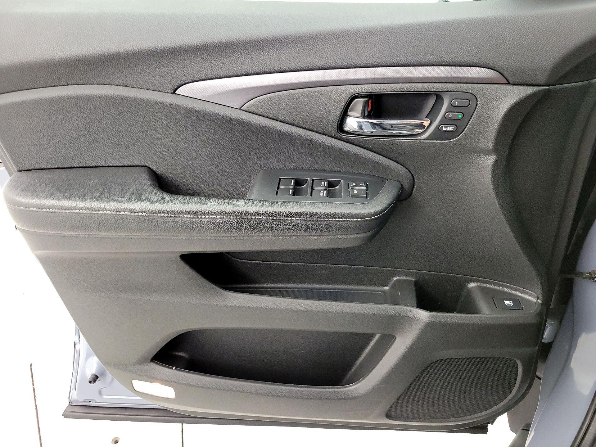 Thumbnail: 2022 Honda Ridgeline - 12