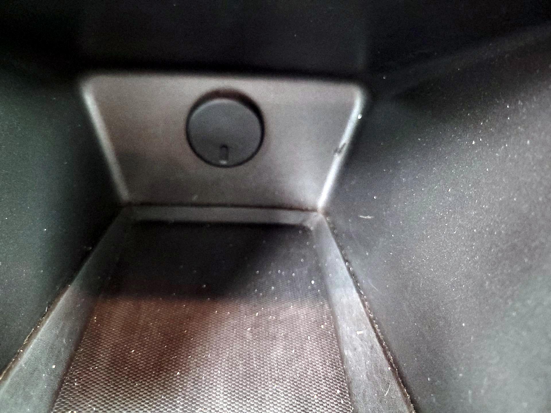 Thumbnail: 2016 Chevrolet Equinox - 18